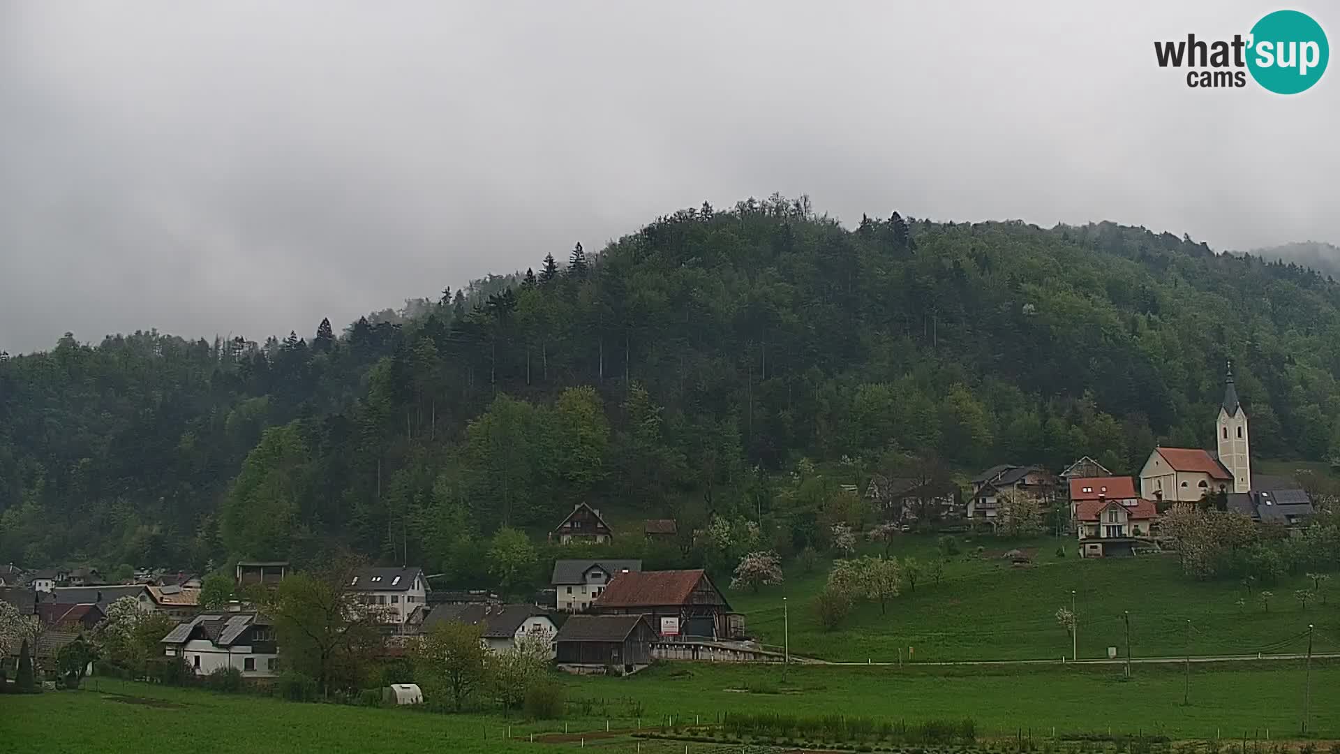 Web kamera uživo Polhov Gradec – Slovenija