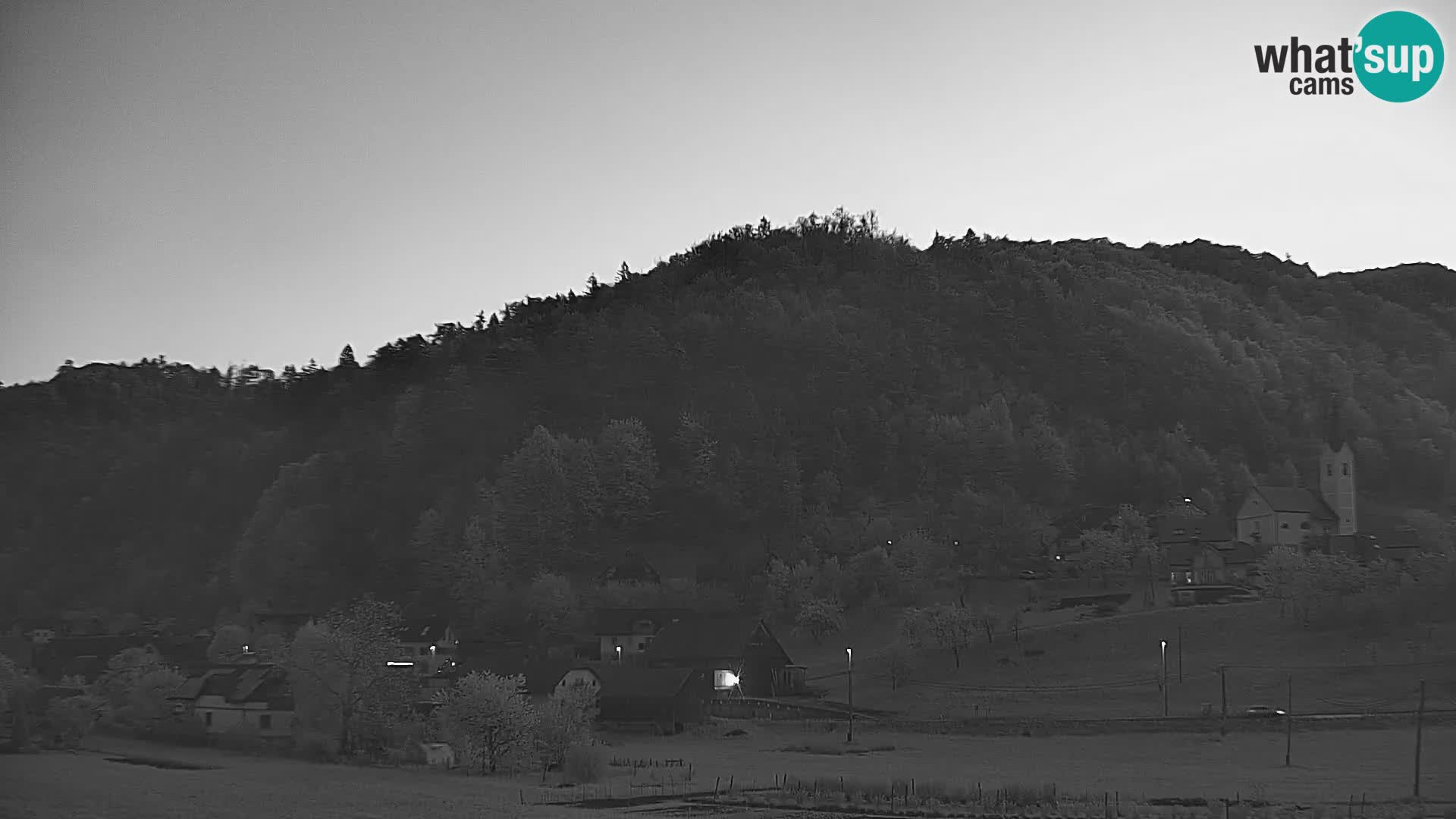 Web kamera uživo Polhov Gradec – Slovenija