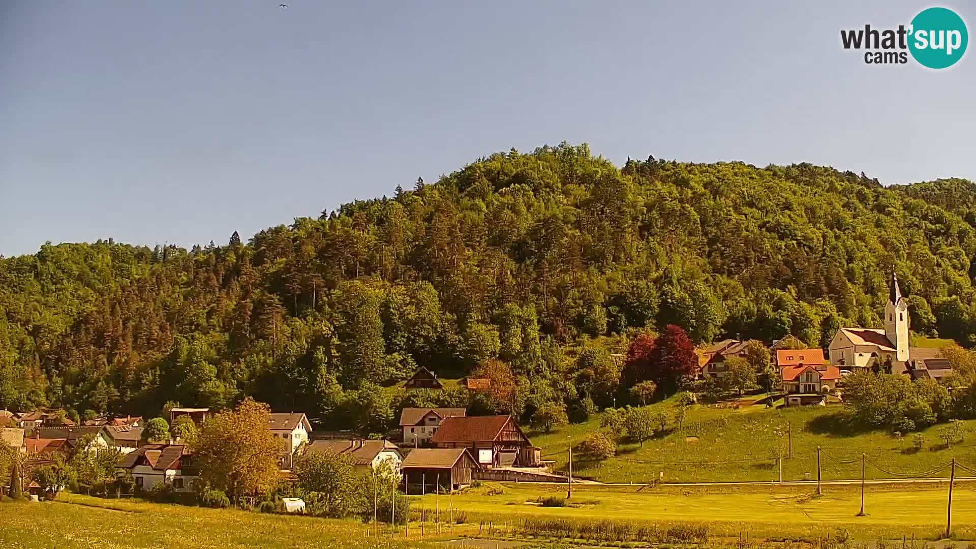 Live Webcam Polhov Gradec – Slovenia