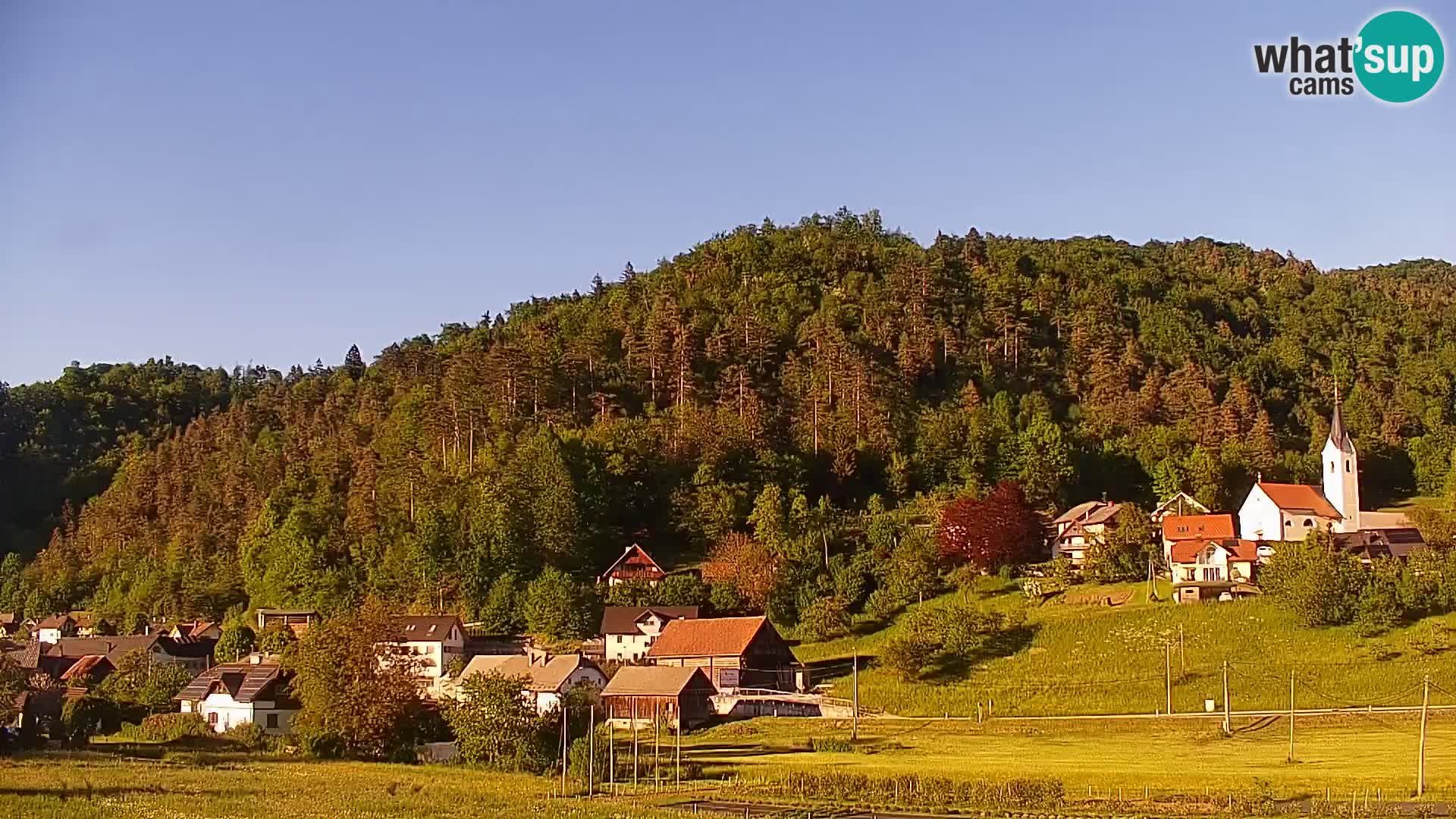Spletna kamera Polhov Gradec