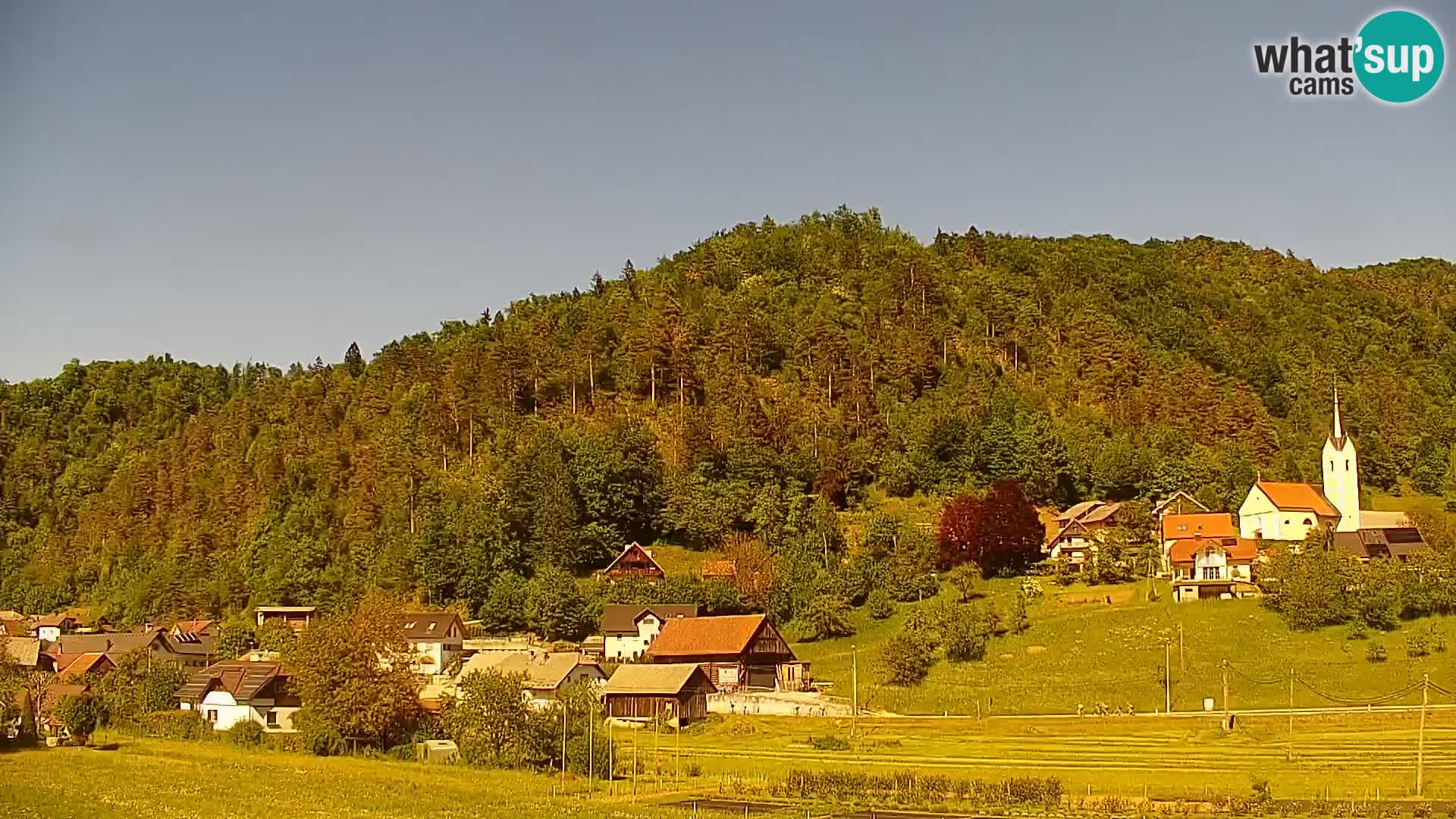 Live Webcam Polhov Gradec – Slovenia