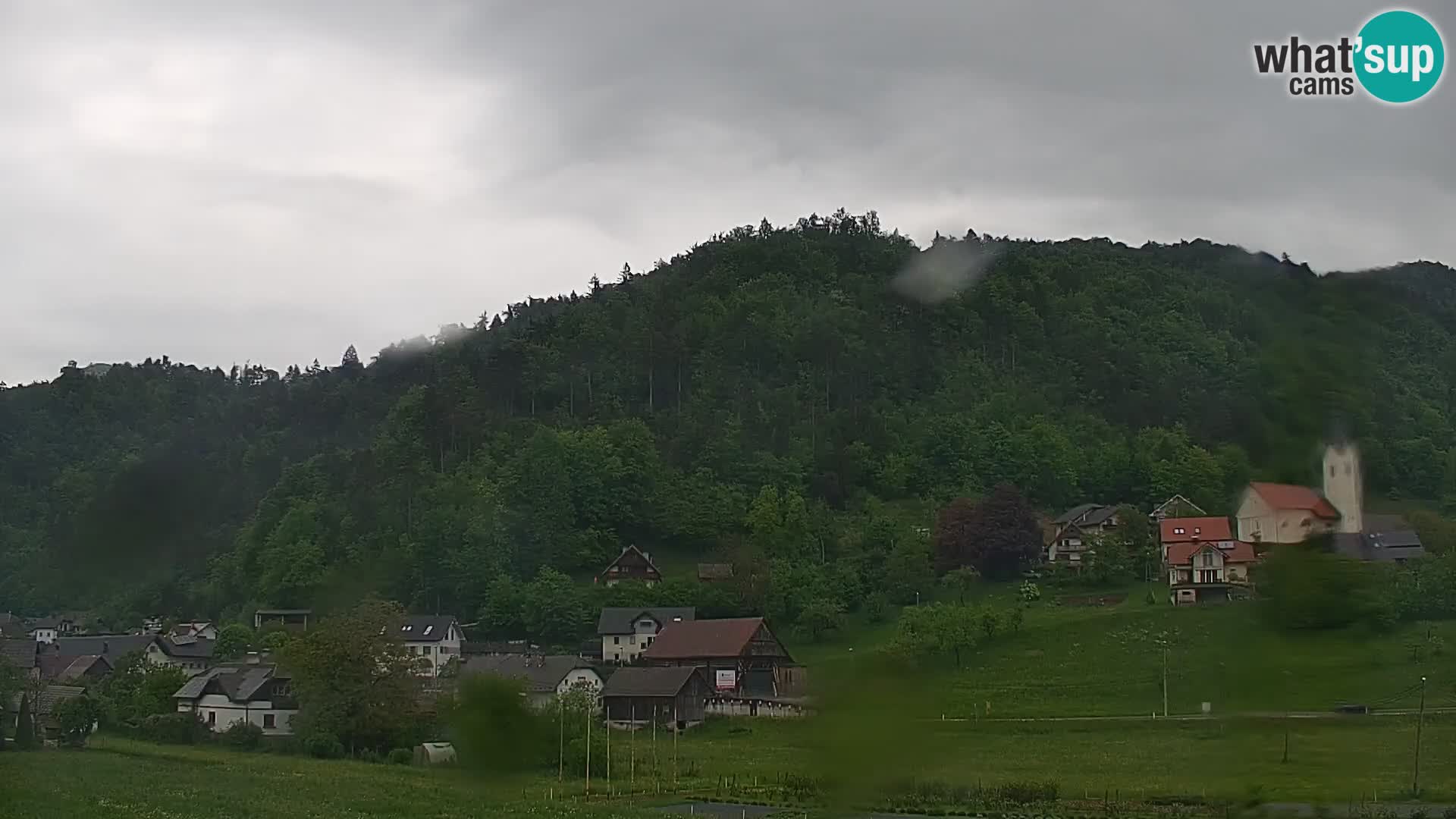 Live Webcam Polhov Gradec – Slovenia