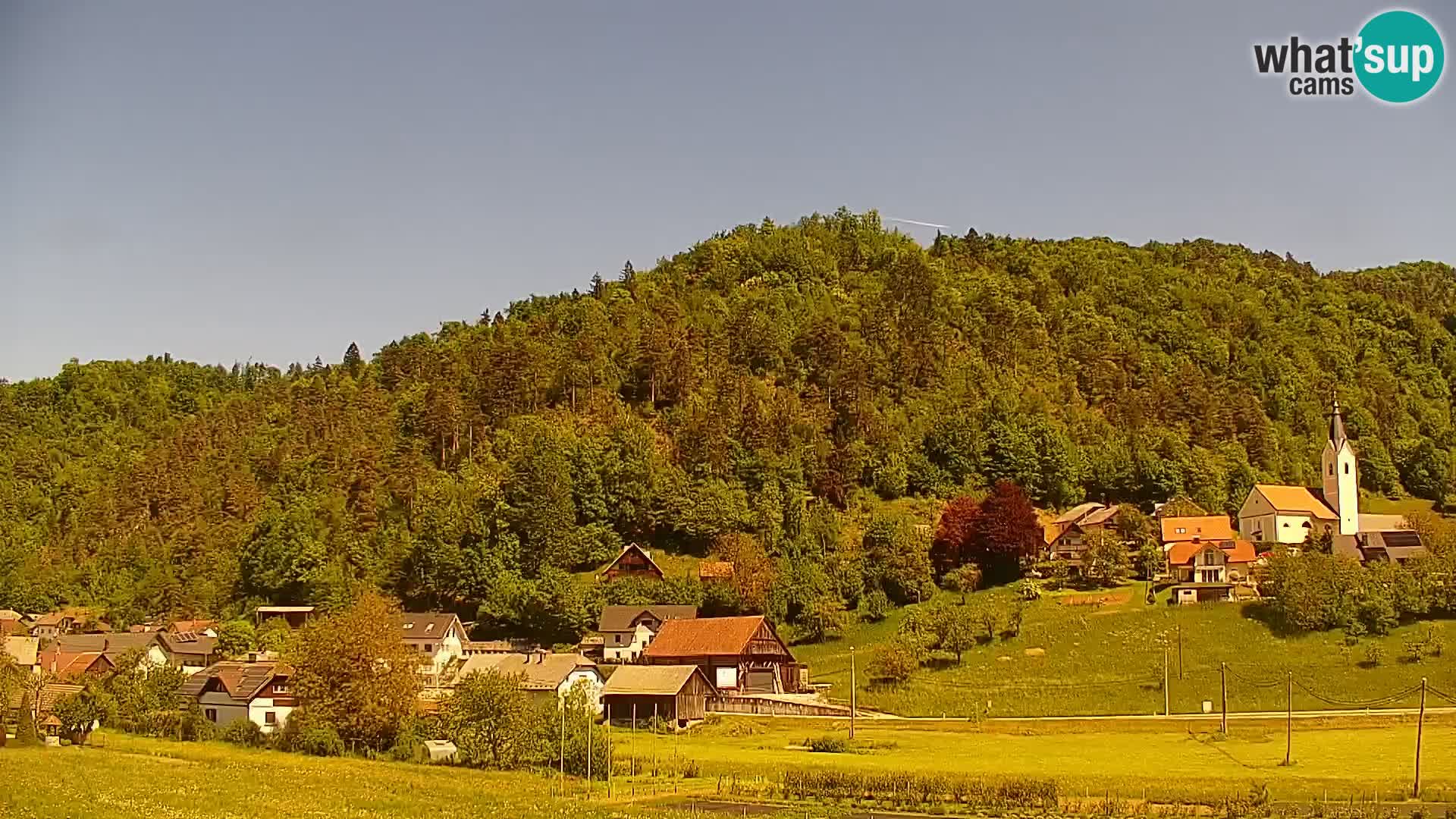 Spletna kamera Polhov Gradec