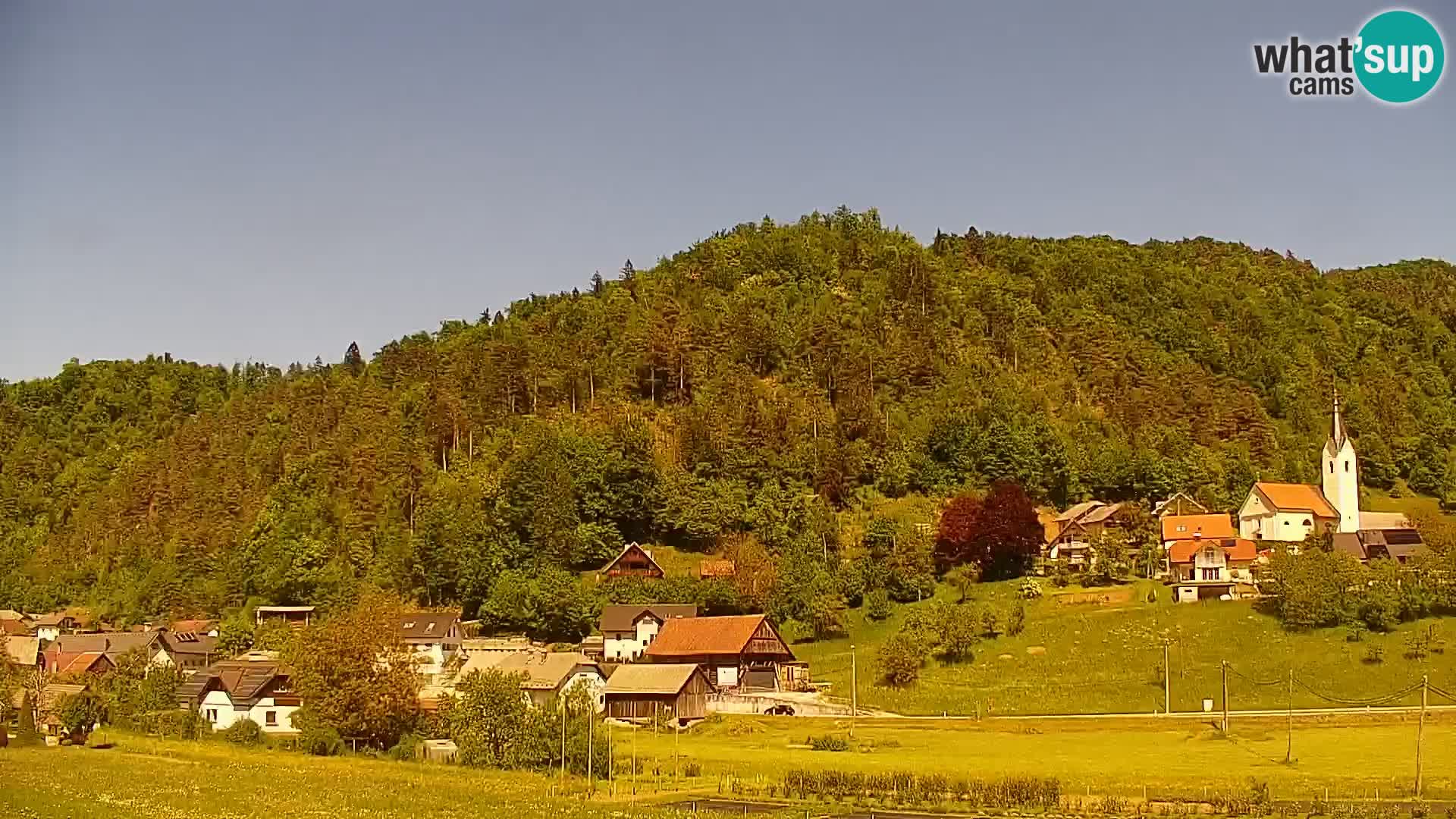 Web kamera uživo Polhov Gradec – Slovenija