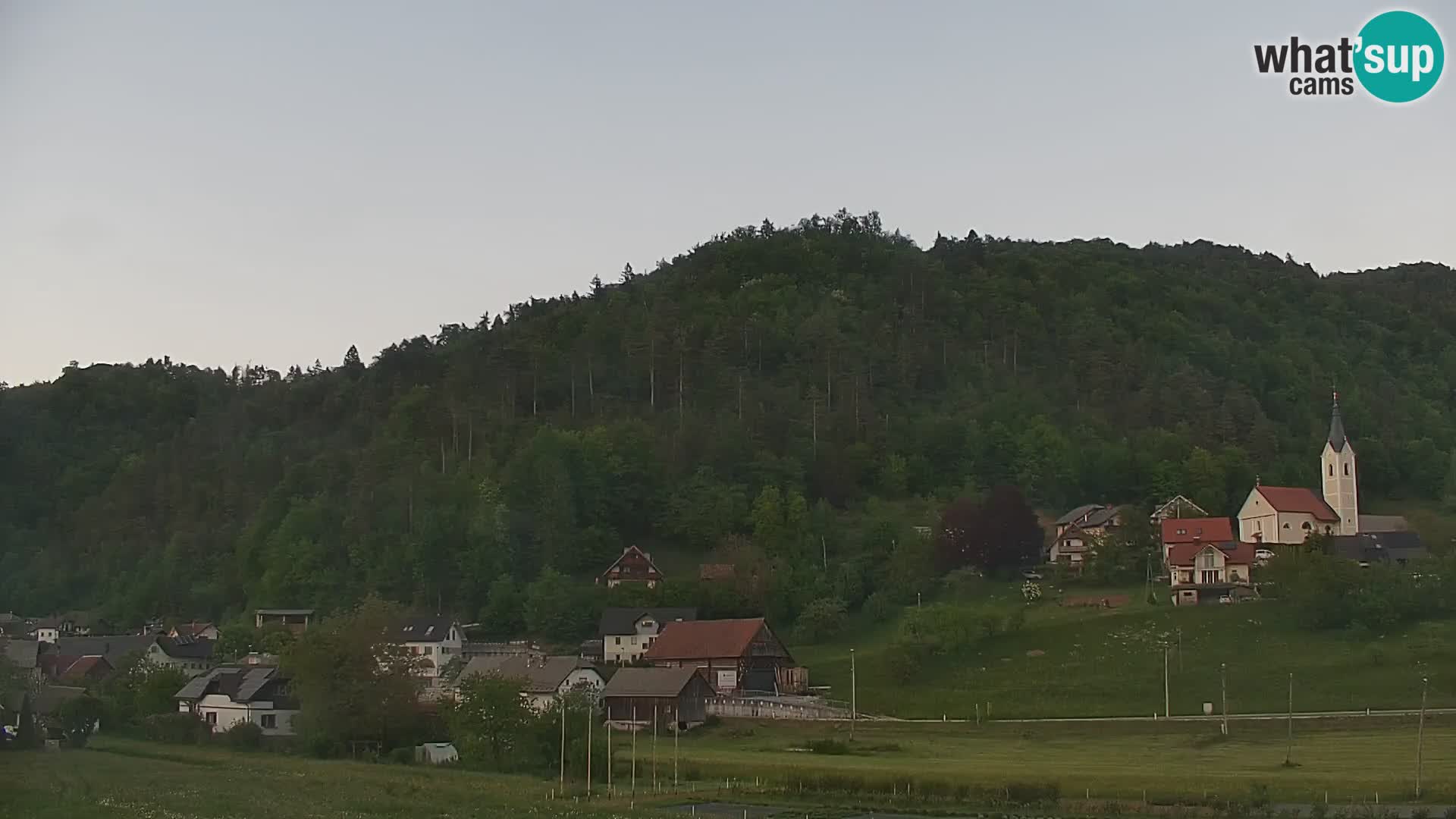 Spletna kamera Polhov Gradec