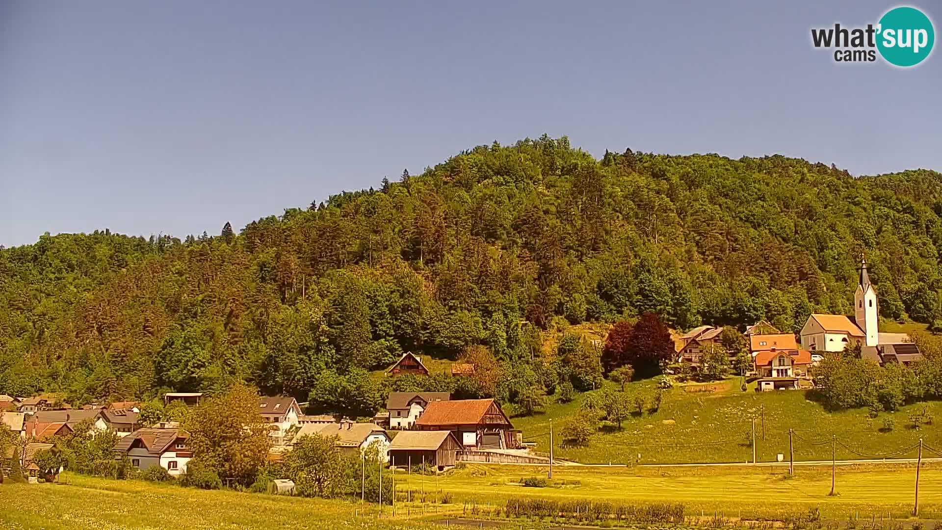 Live Webcam Polhov Gradec – Slovenia