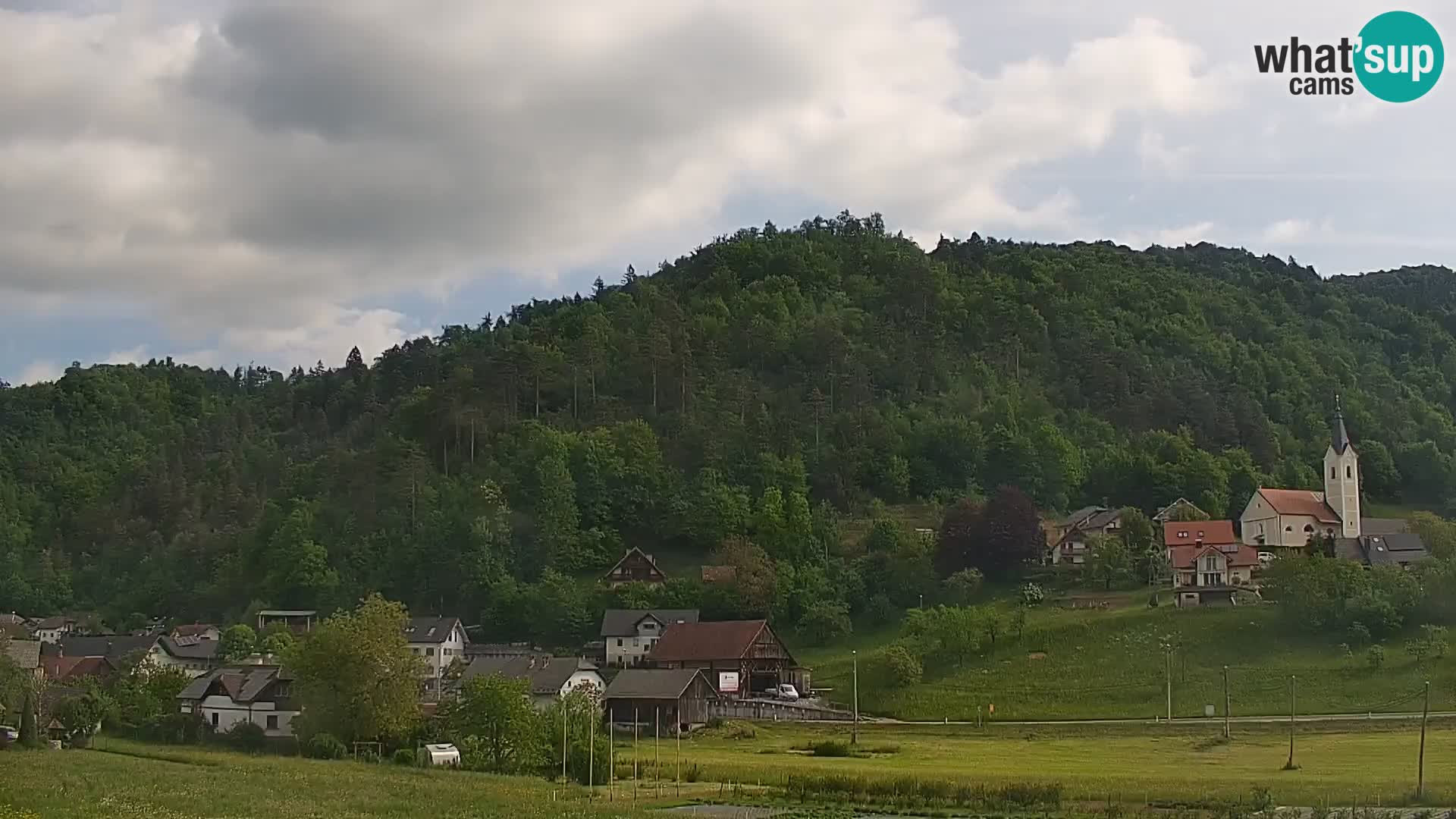 Live Webcam Polhov Gradec – Slovenia