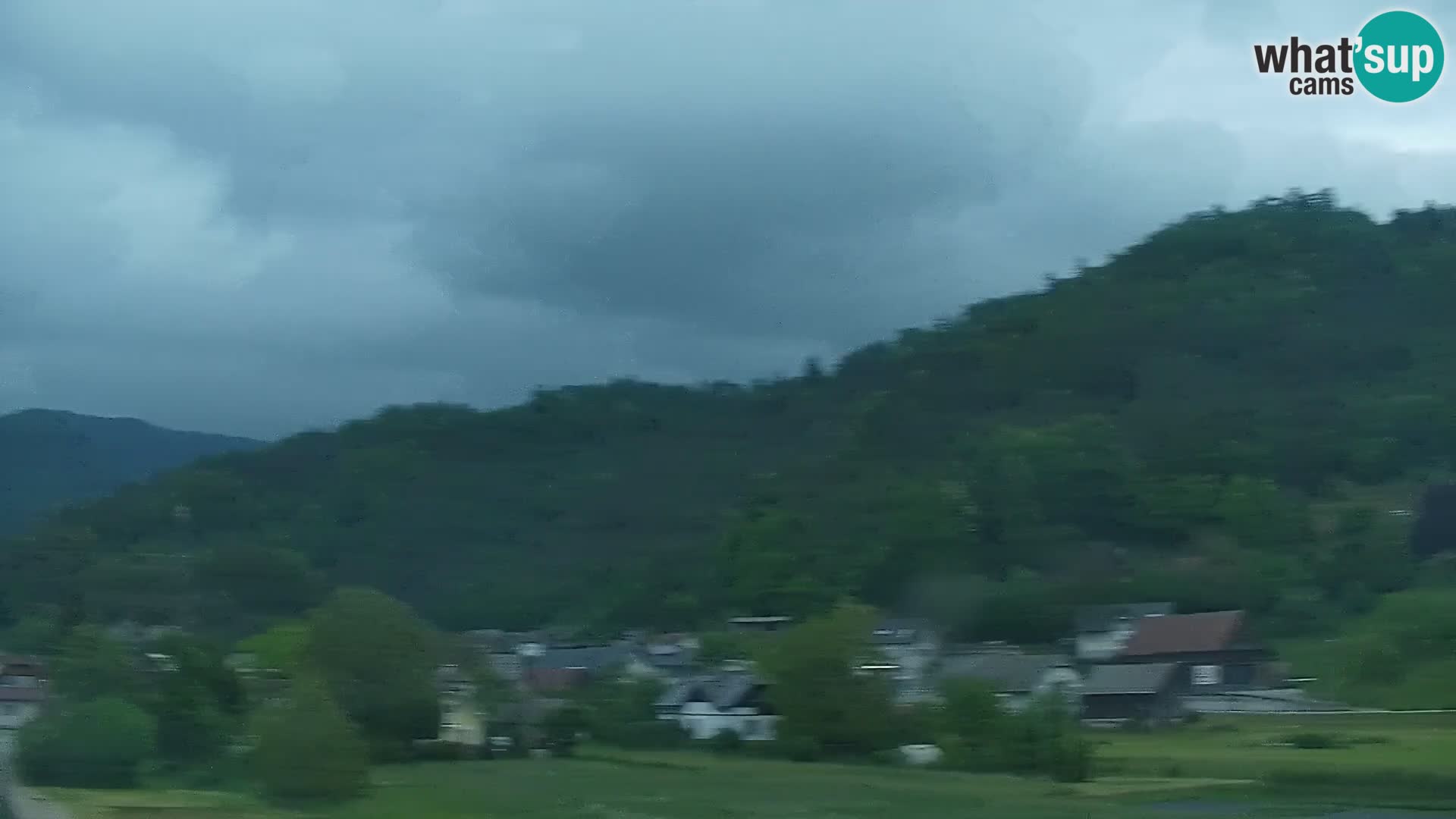 Spletna kamera Polhov Gradec