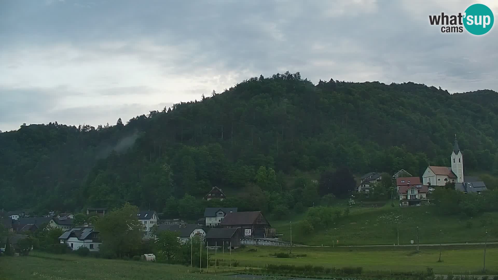 Live Webcam Polhov Gradec – Slovenia