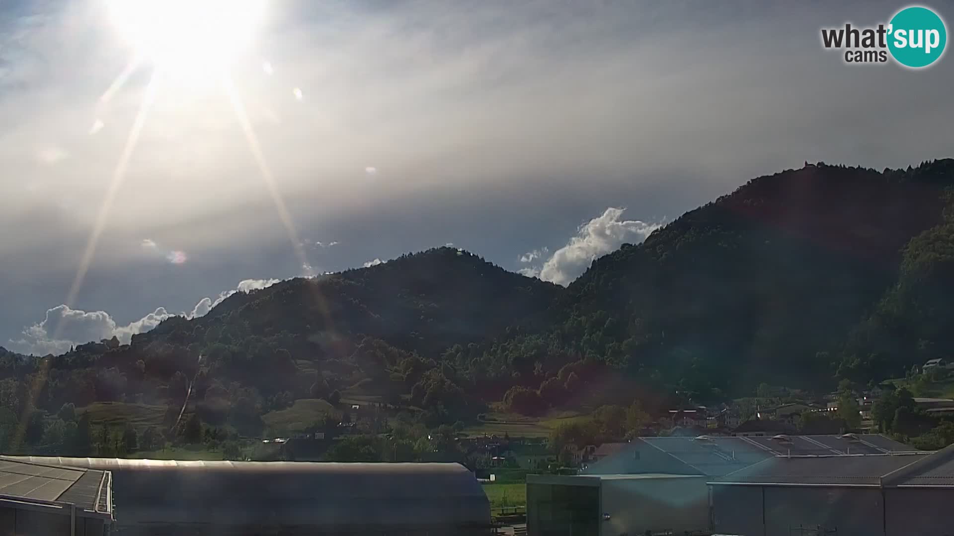Spletna kamera Polhov Gradec