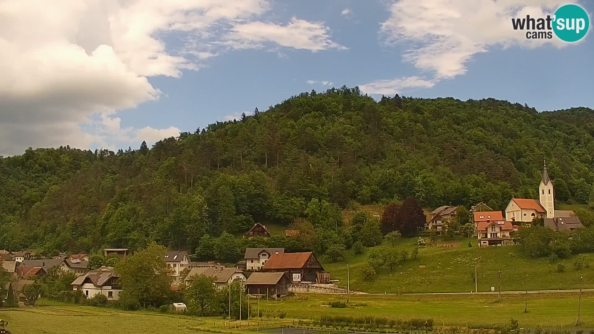 Live Webcam Polhov Gradec – Slovenia