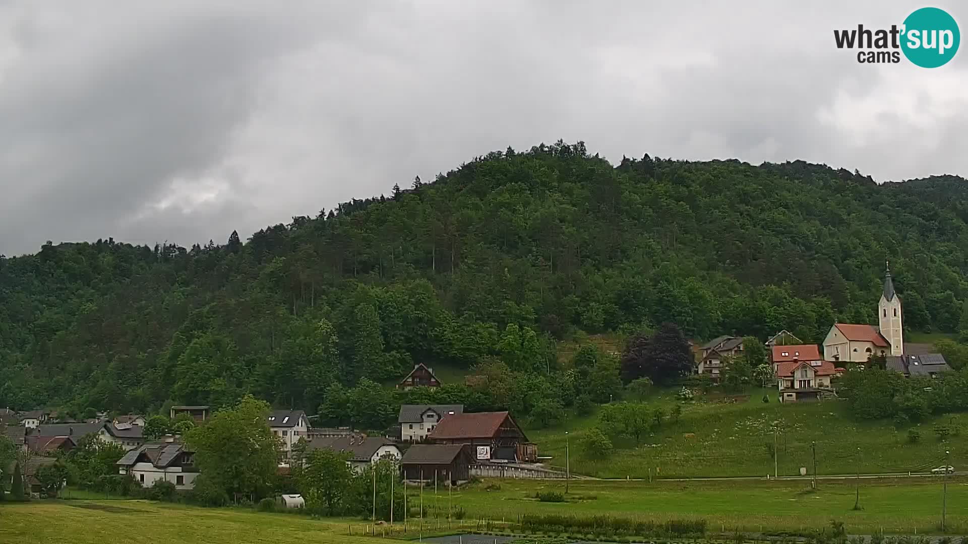 Web kamera uživo Polhov Gradec – Slovenija