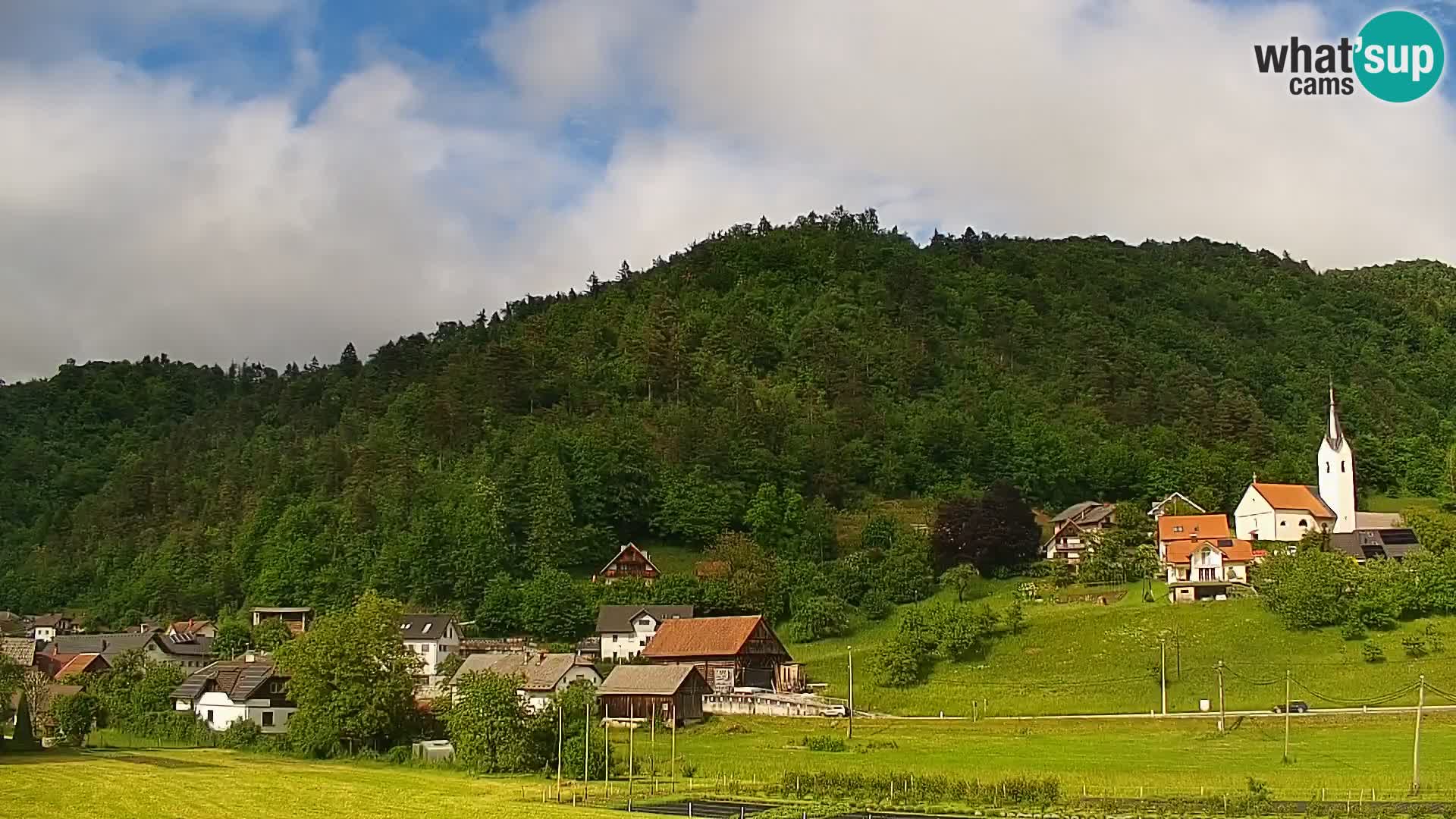 Live Webcam Polhov Gradec – Slovenia