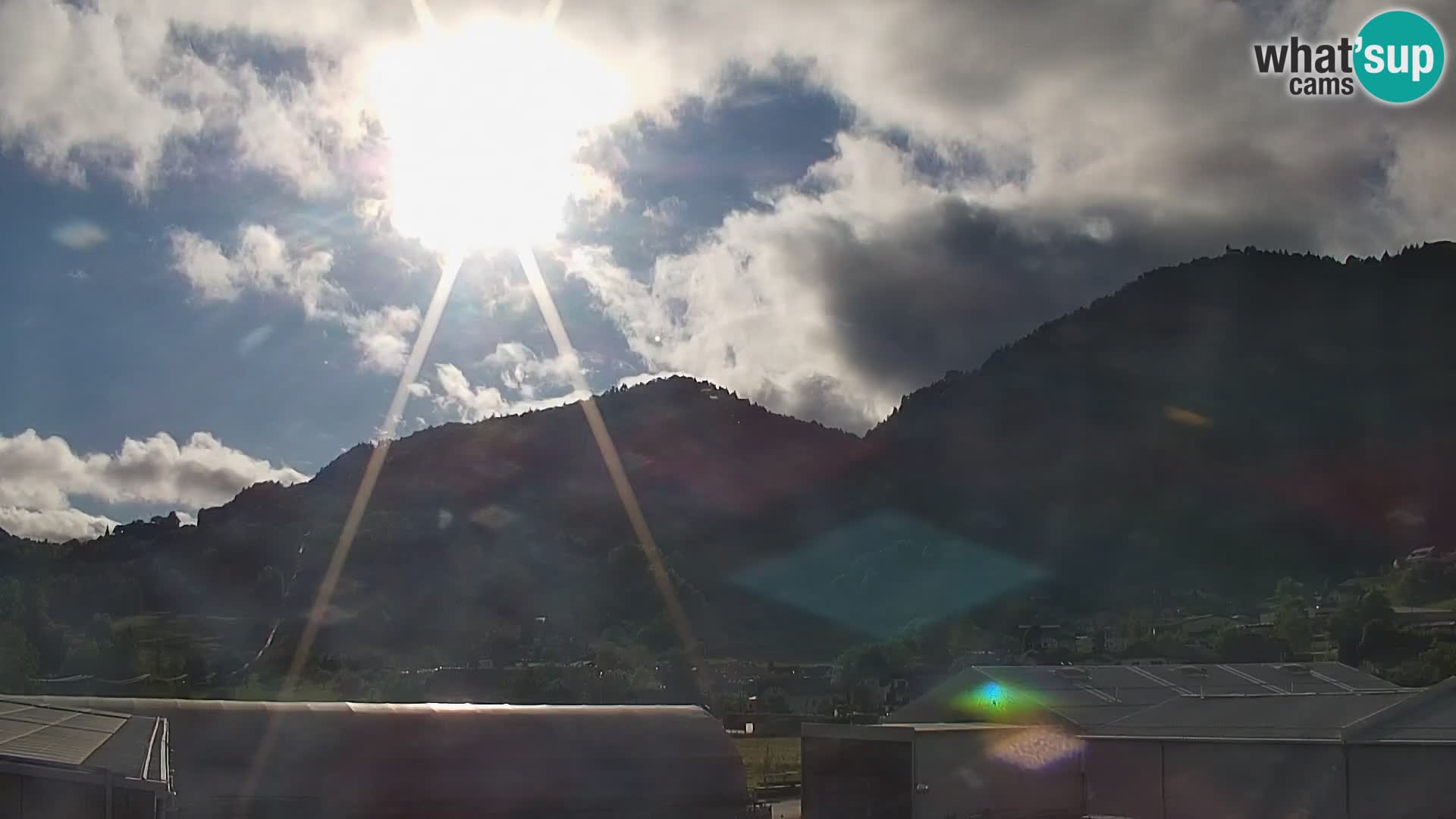 Live Webcam Polhov Gradec – Slovenia