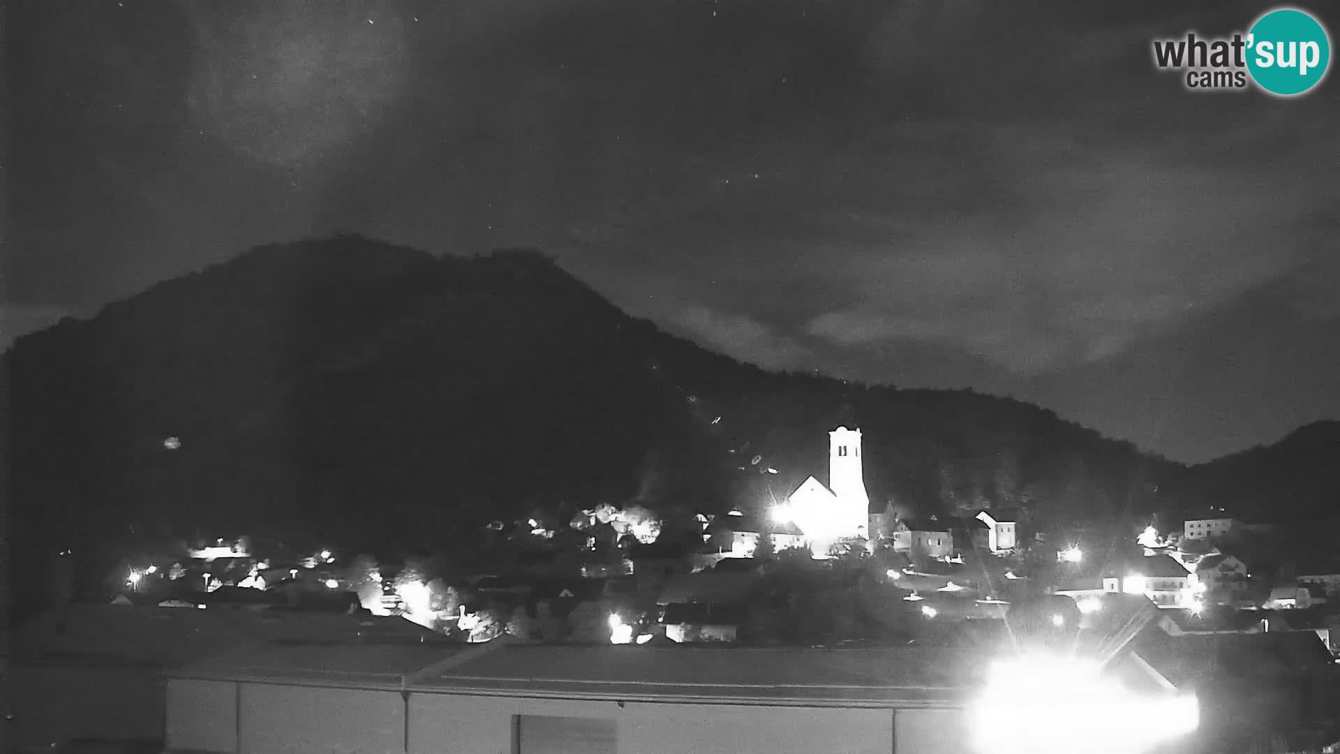 Spletna kamera Polhov Gradec