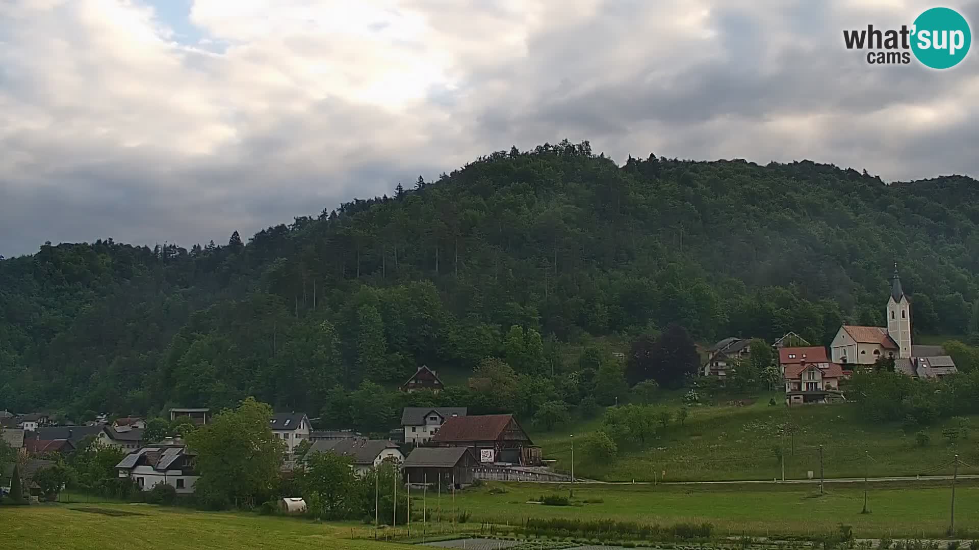 Web kamera uživo Polhov Gradec – Slovenija