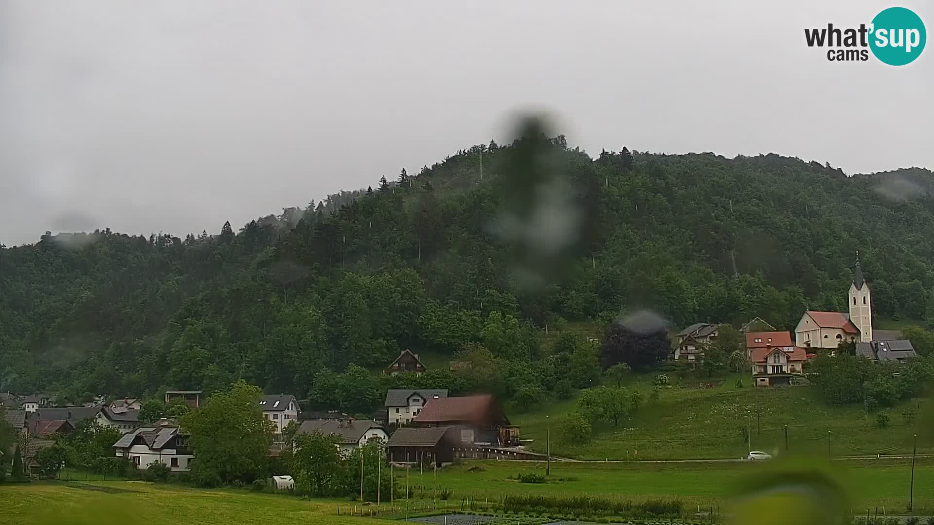 Live Webcam Polhov Gradec – Slovenia