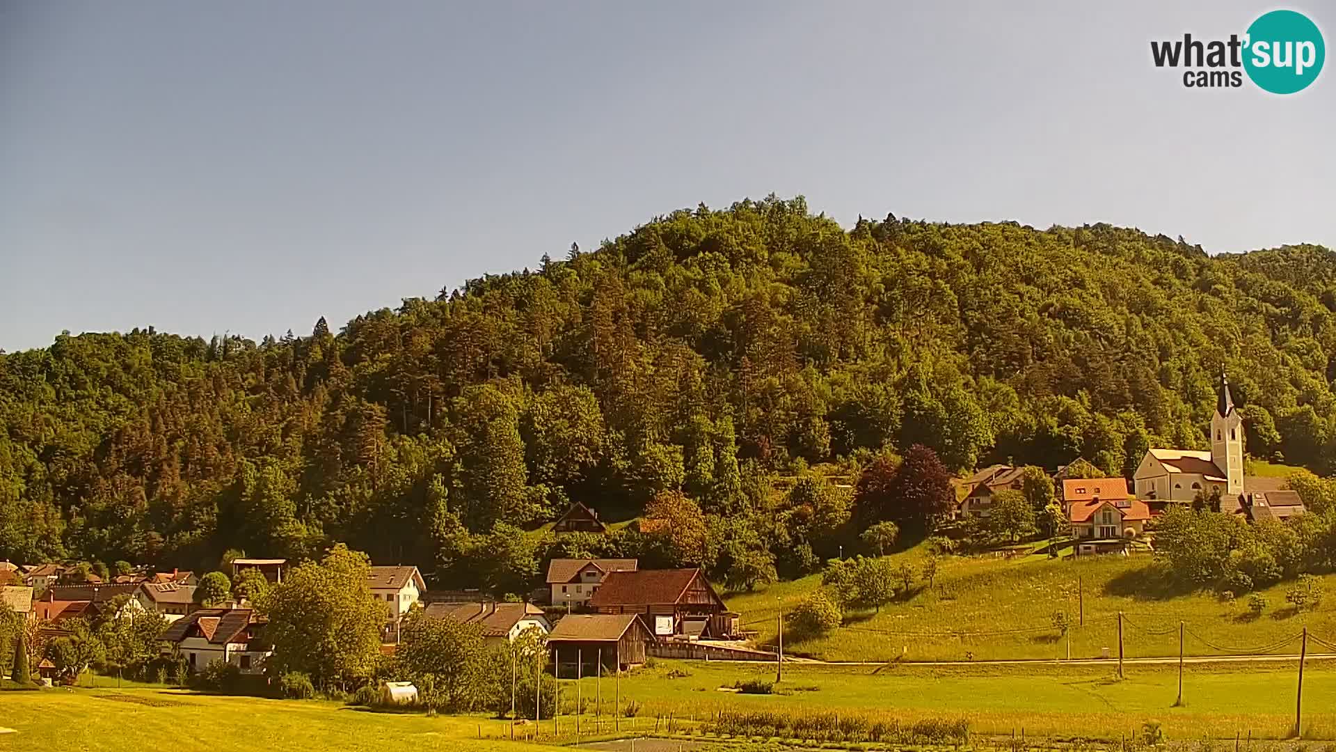 Live Webcam Polhov Gradec – Slovenia