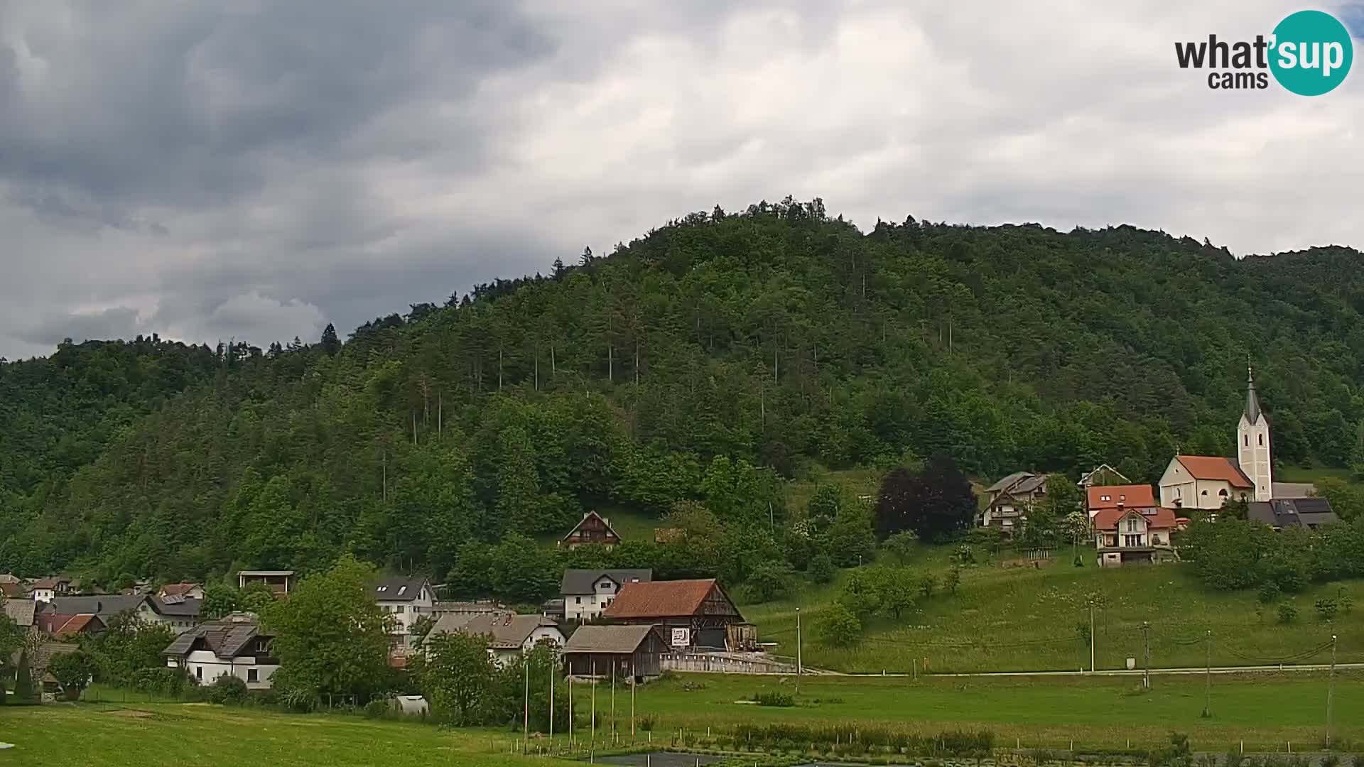 Live Webcam Polhov Gradec – Slovenia