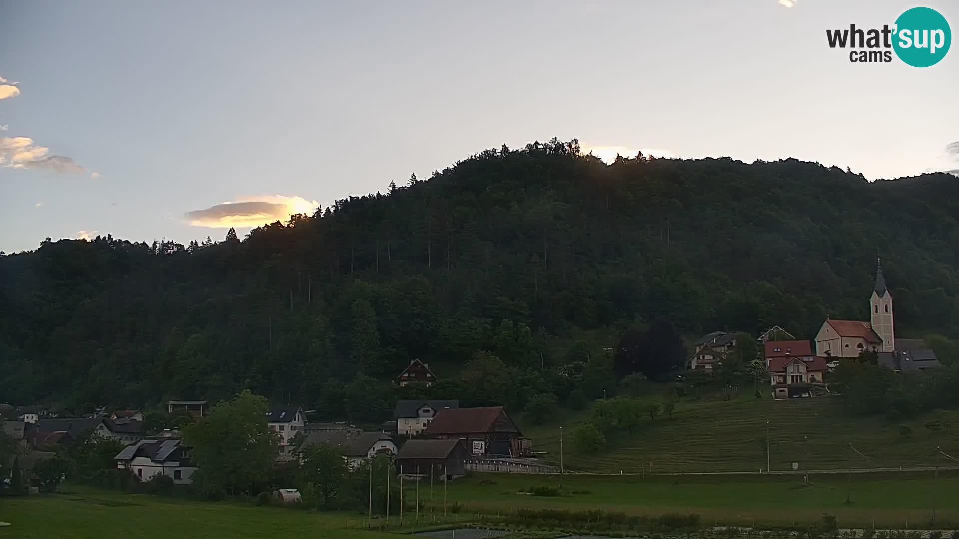 Live Webcam Polhov Gradec – Slovenia