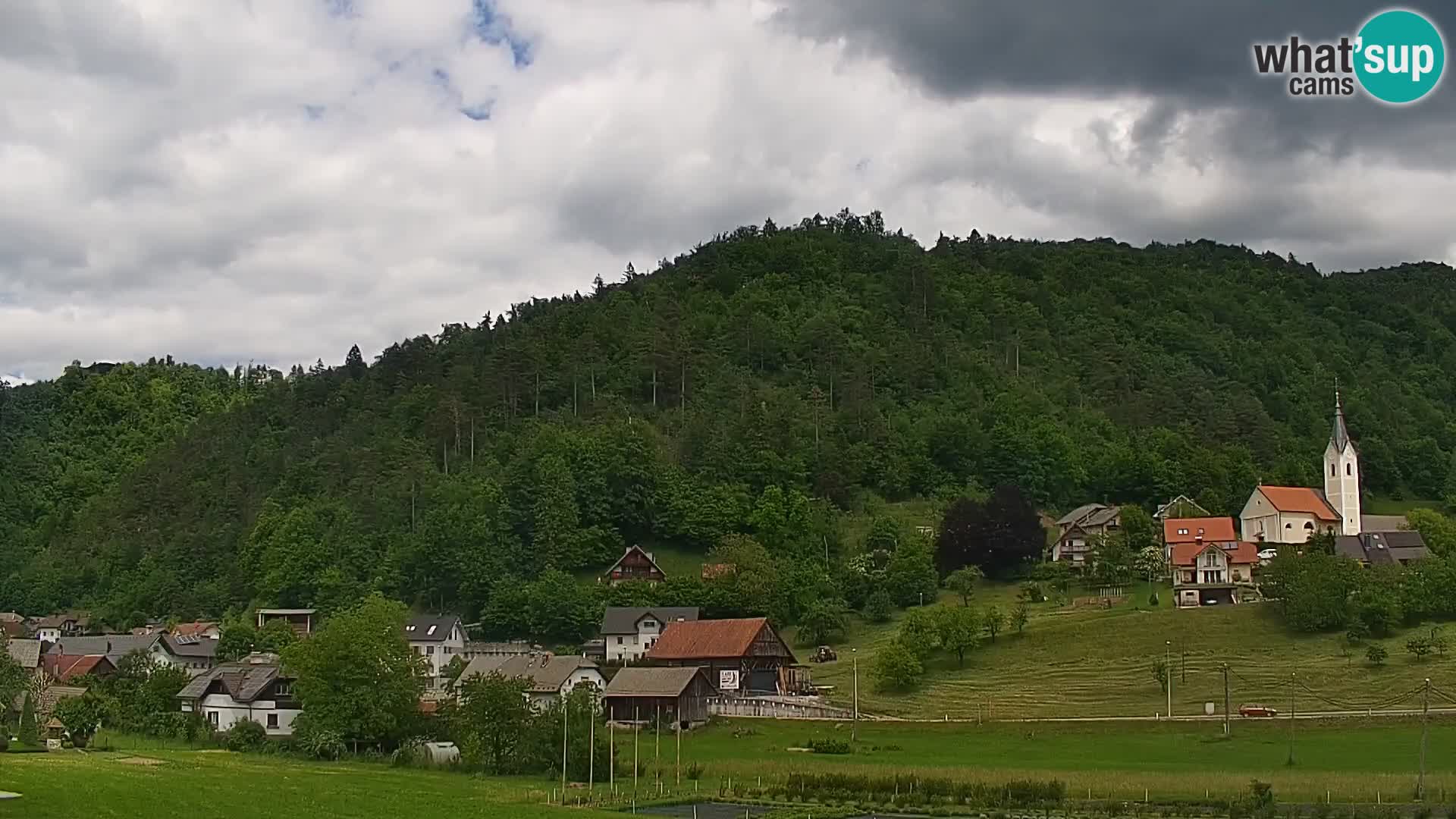 Live Webcam Polhov Gradec – Slovenia