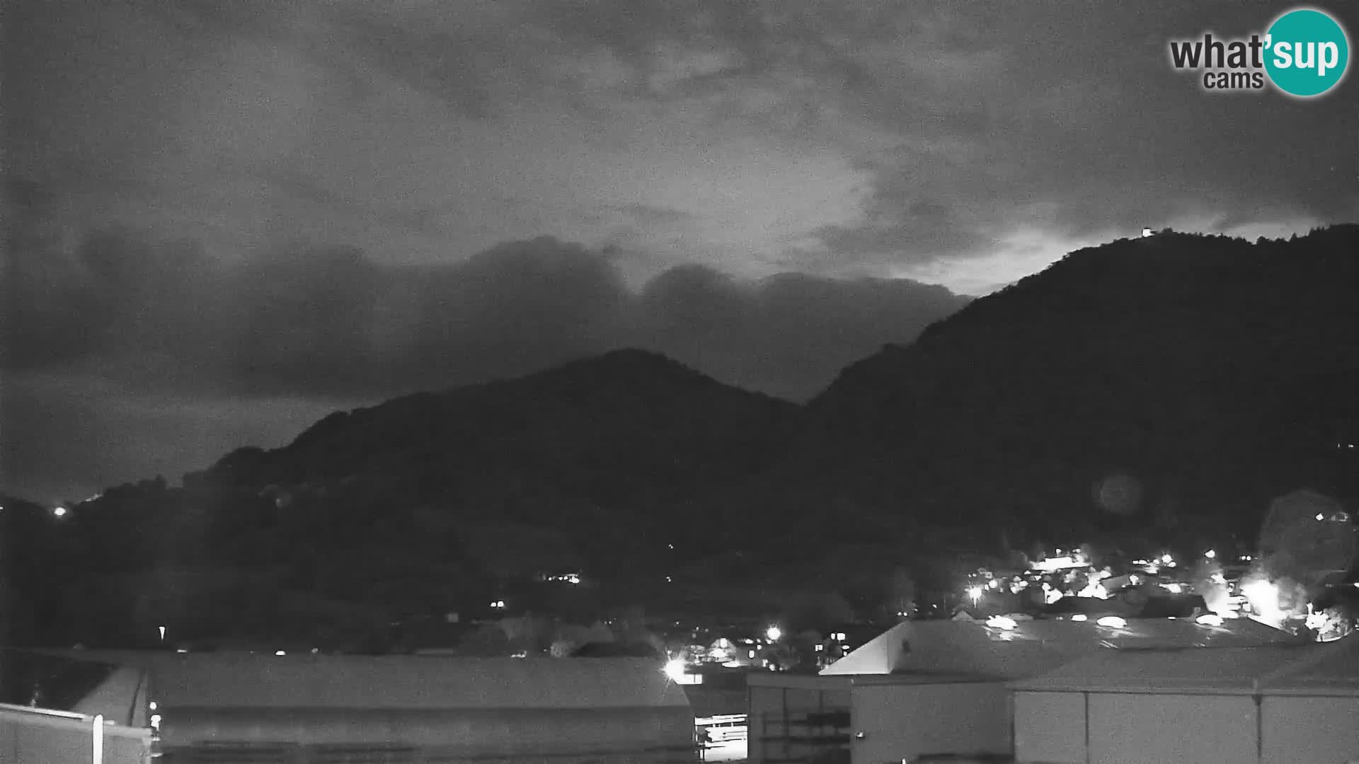 Live Webcam Polhov Gradec – Slovenia