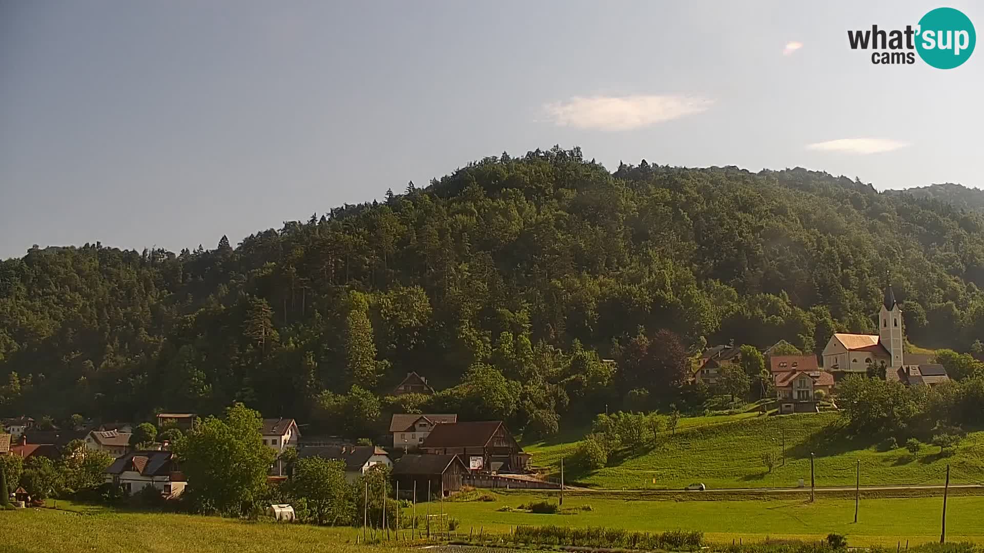 Web kamera uživo Polhov Gradec – Slovenija