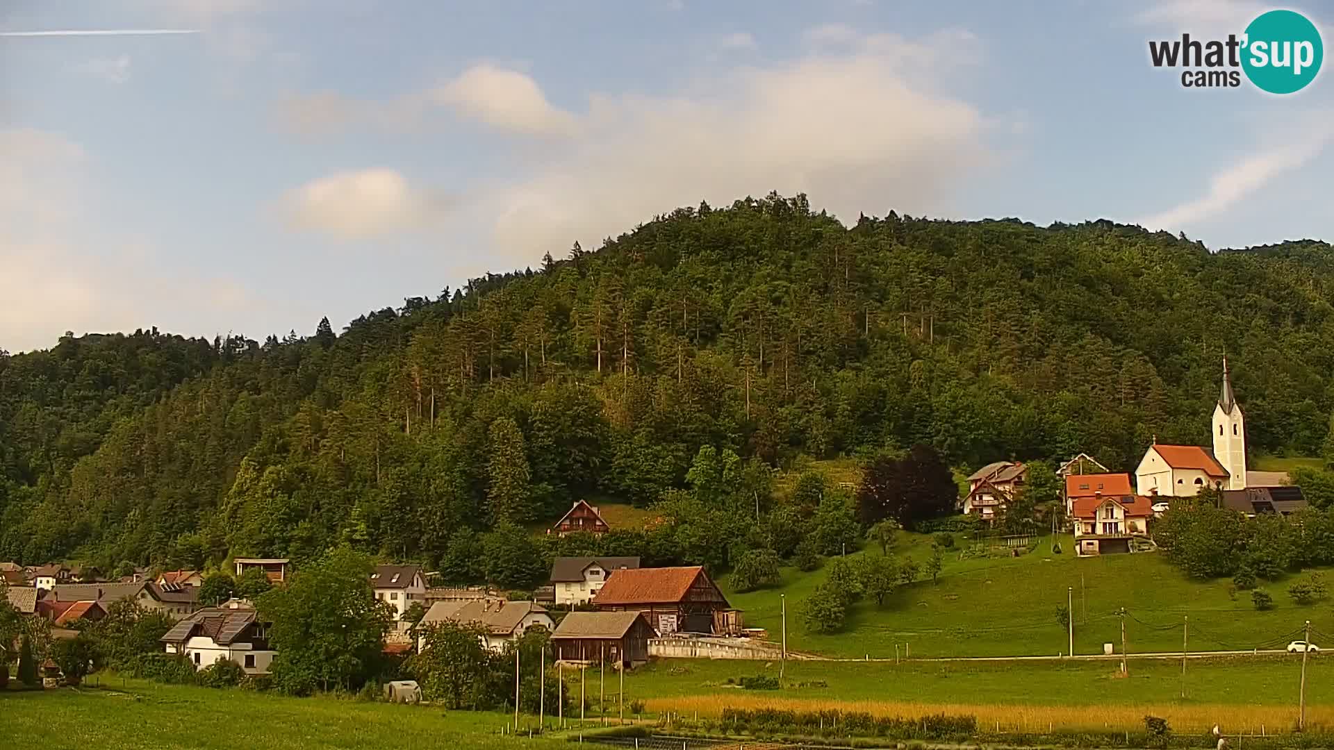 Live Webcam Polhov Gradec – Slovenia