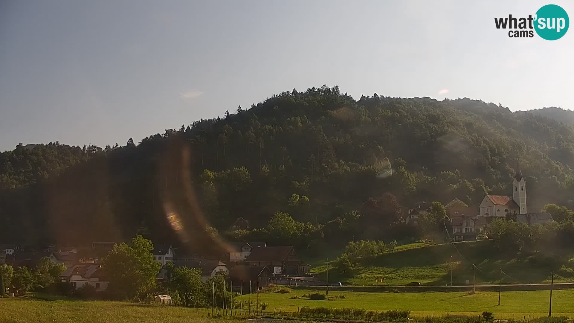 Live Webcam Polhov Gradec – Slovenia