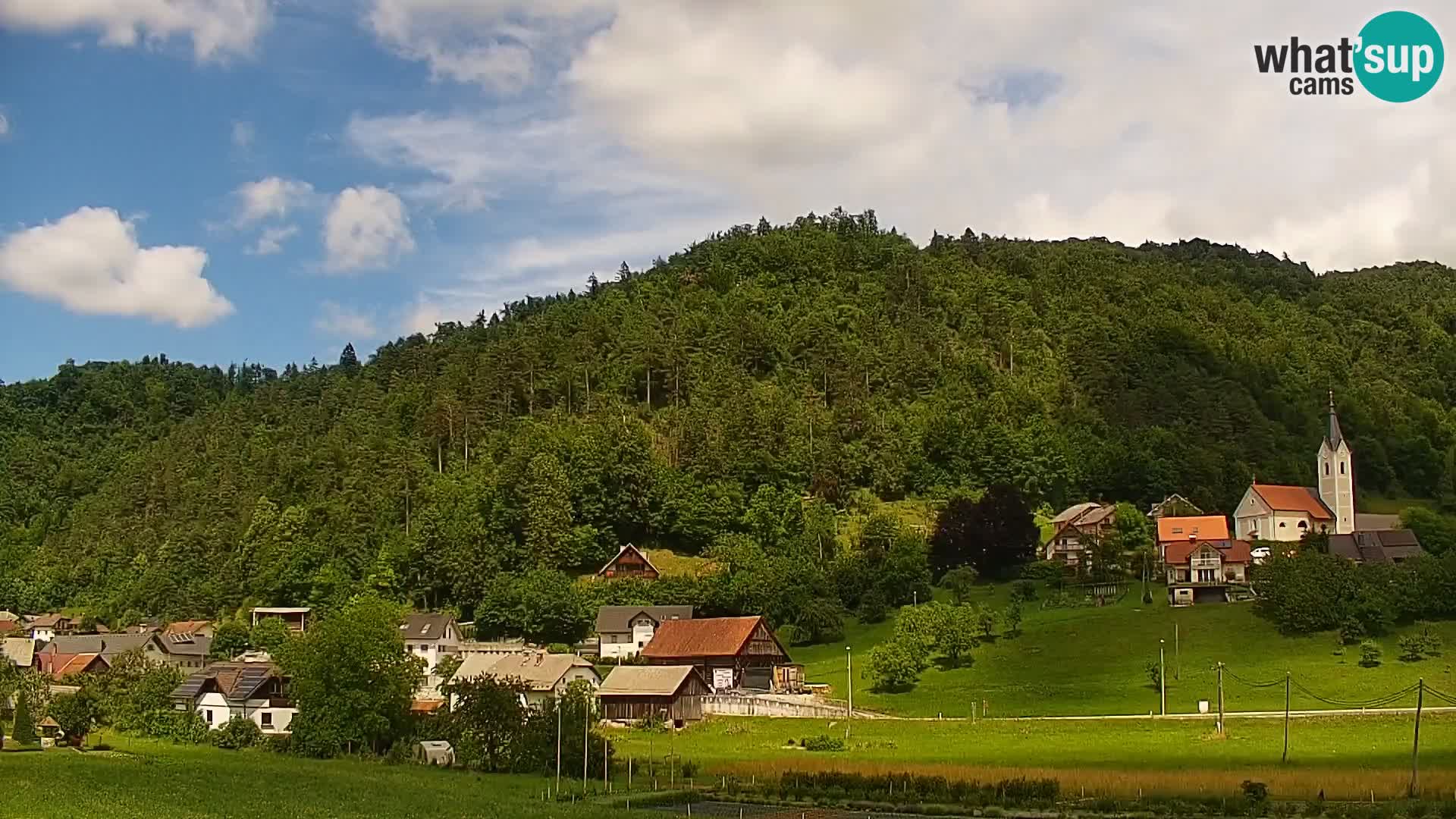 Live Webcam Polhov Gradec – Slovenia