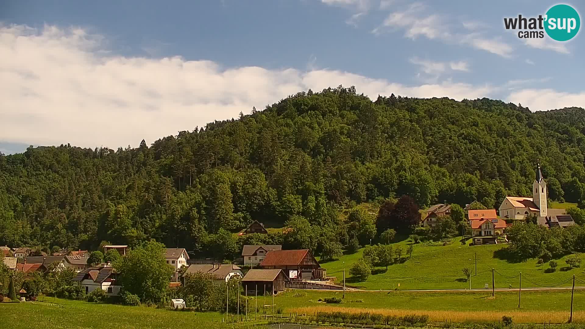 Live Webcam Polhov Gradec – Slovenia