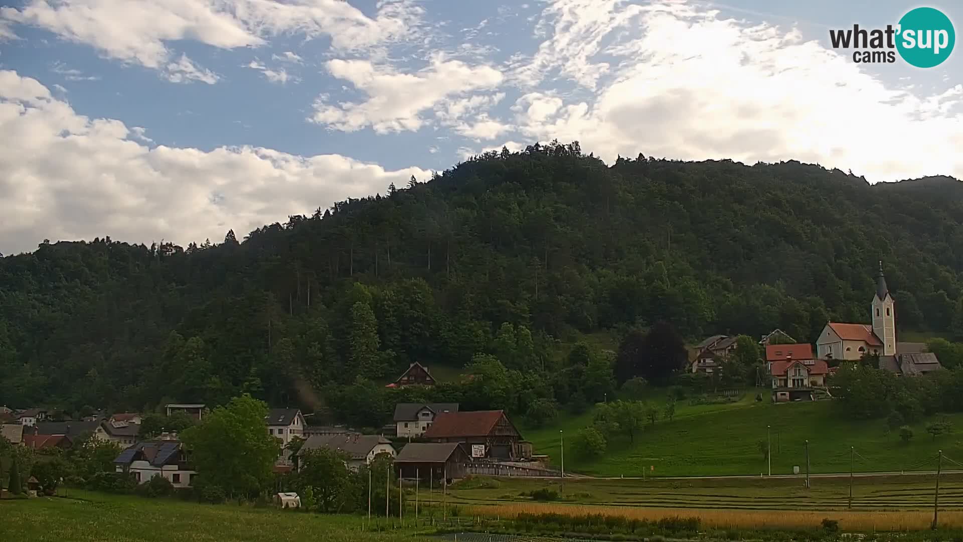 Web kamera uživo Polhov Gradec – Slovenija