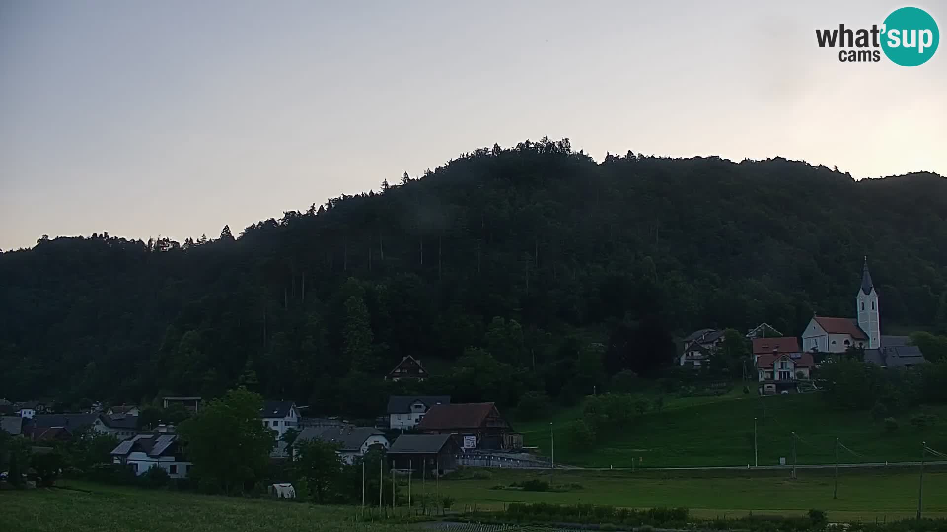 Spletna kamera Polhov Gradec