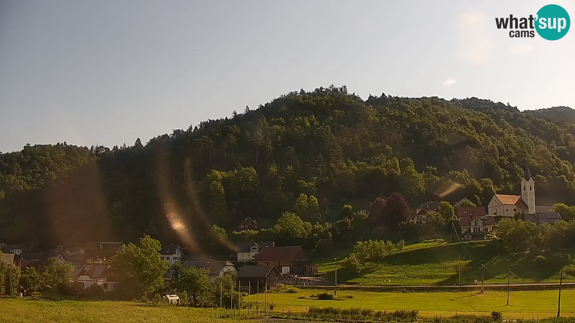 Web kamera uživo Polhov Gradec – Slovenija