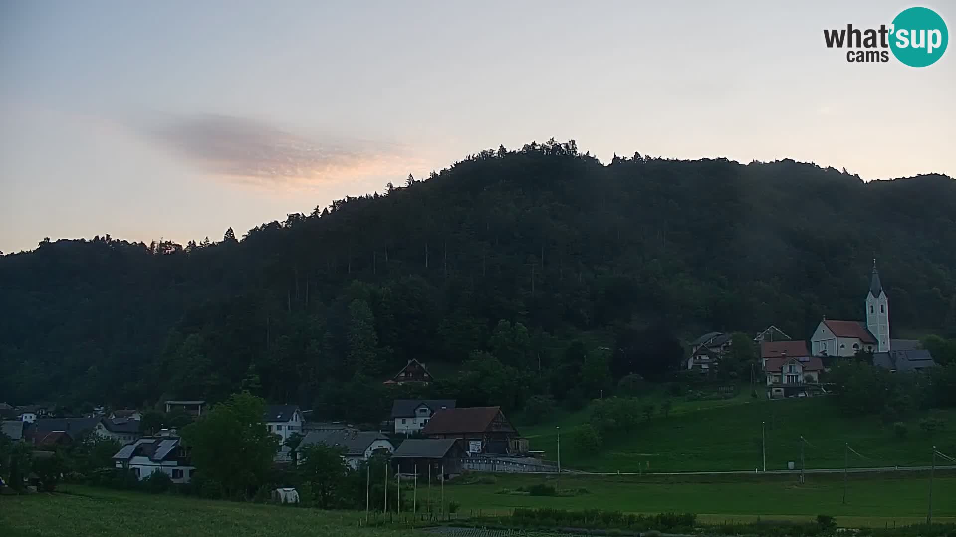 Live Webcam Polhov Gradec – Slovenia