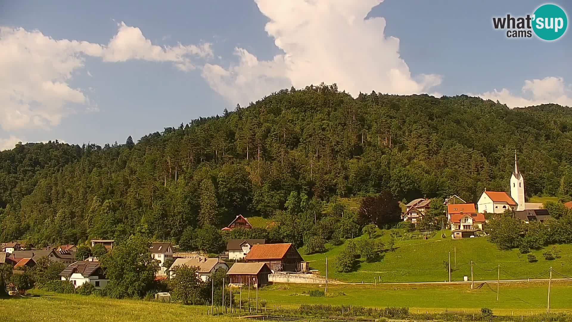 Live Webcam Polhov Gradec – Slovenia