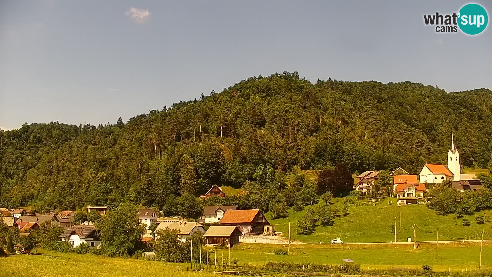 Live Webcam Polhov Gradec – Slovenia