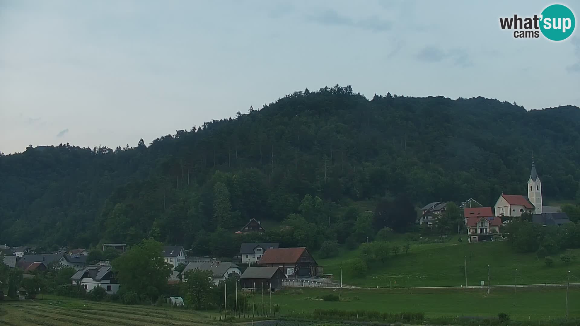 Live Webcam Polhov Gradec – Slovenia