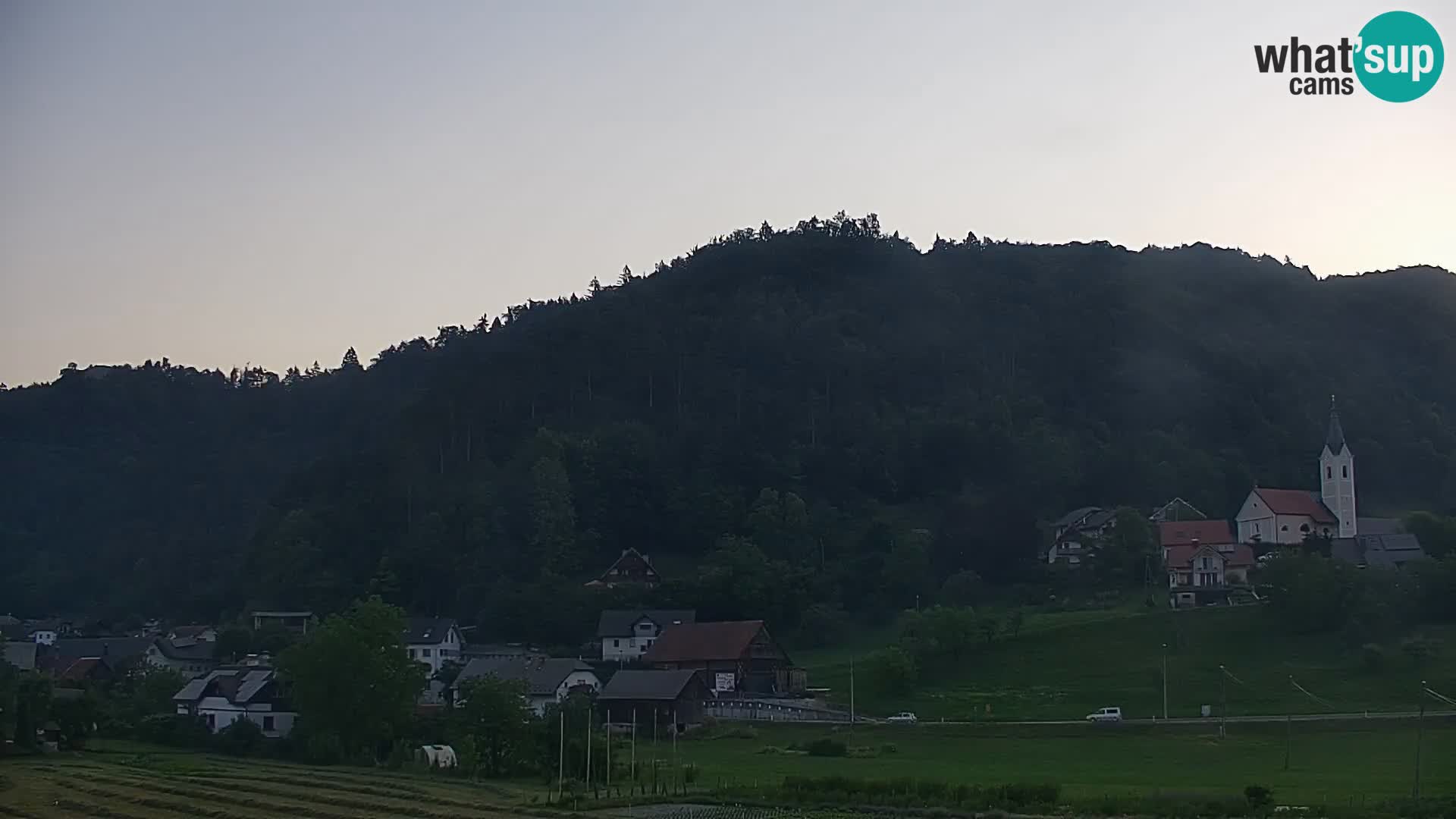 Live Webcam Polhov Gradec – Slovenia