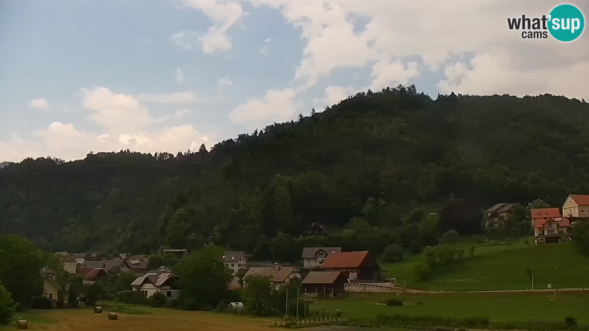 Web kamera uživo Polhov Gradec – Slovenija