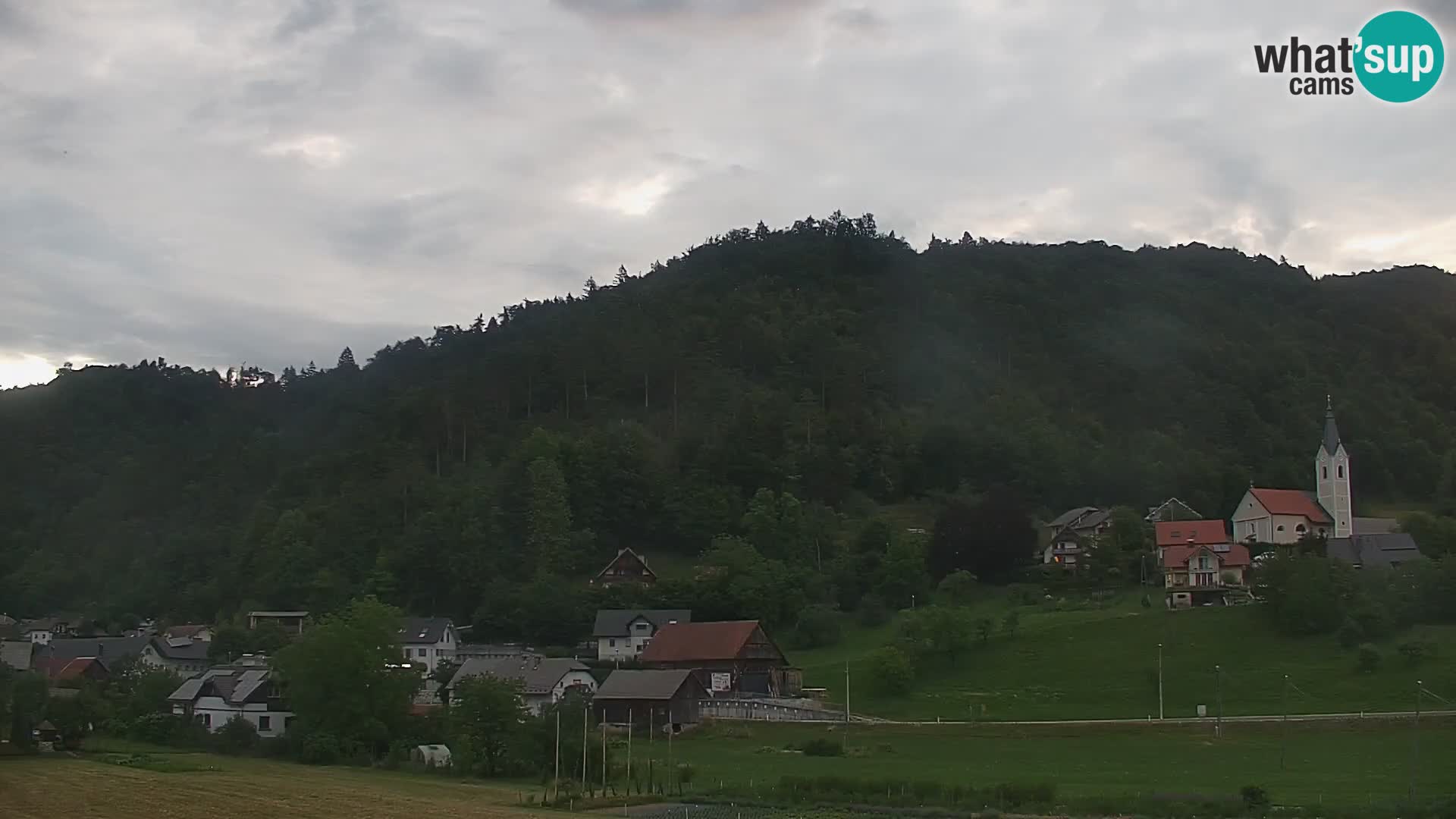 Live Webcam Polhov Gradec – Slovenia