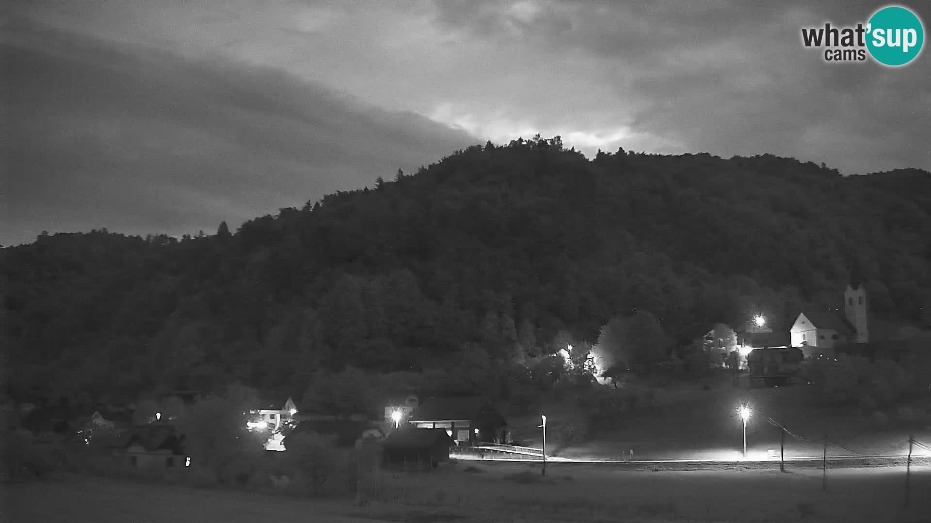 Live Webcam Polhov Gradec – Slovenia