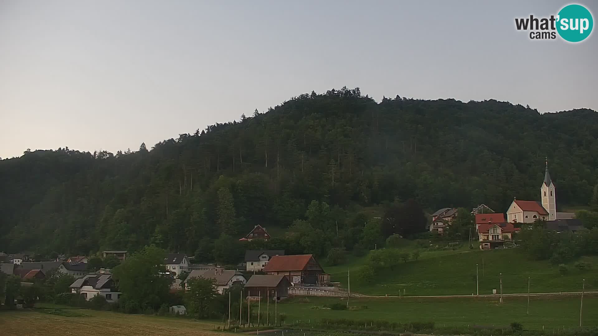 Live Webcam Polhov Gradec – Slovenia