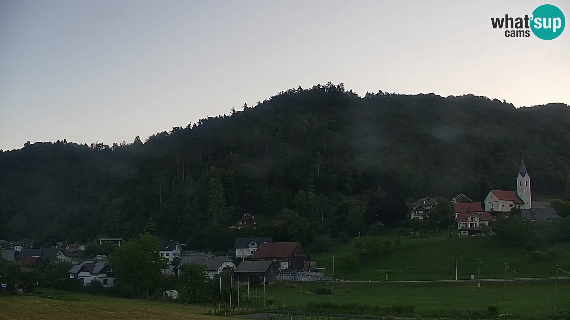 Live Webcam Polhov Gradec – Slovenia