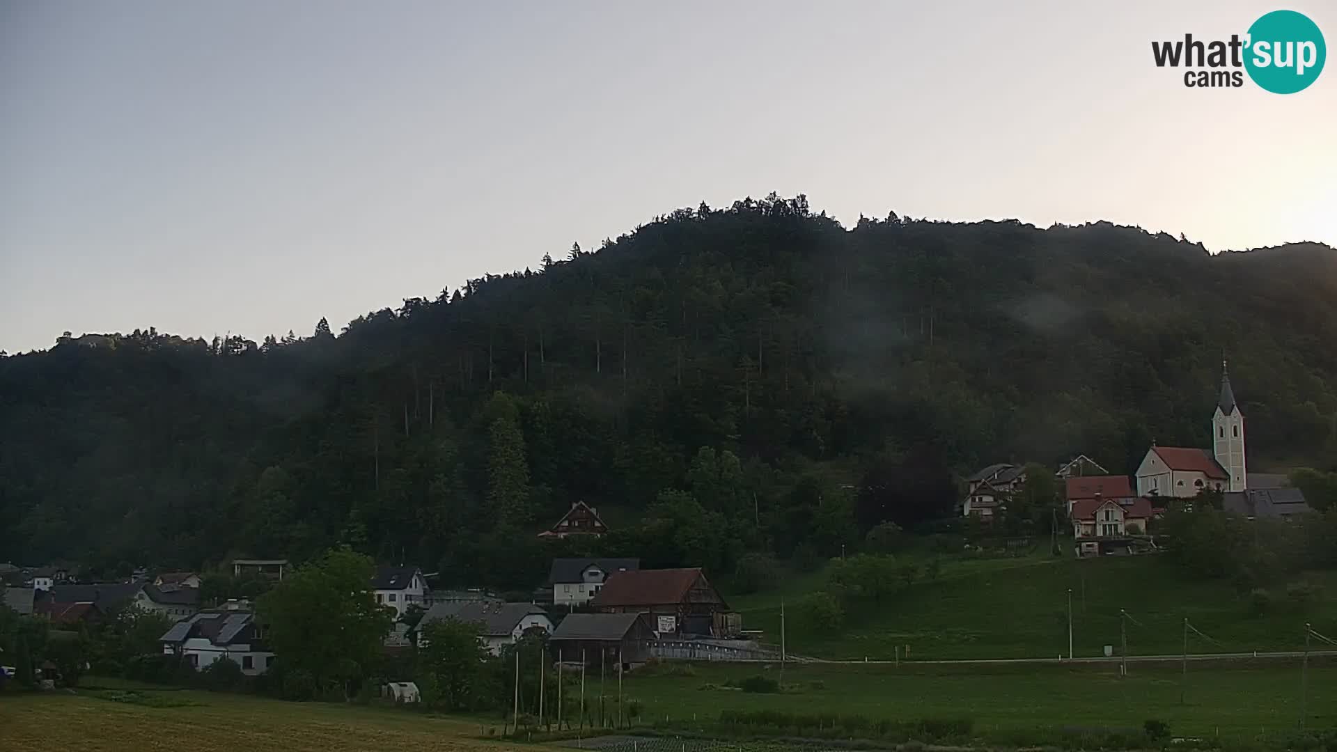 Web kamera uživo Polhov Gradec – Slovenija
