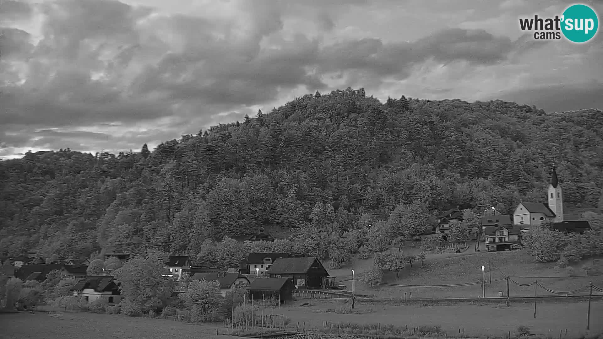 Live Webcam Polhov Gradec – Slovenia