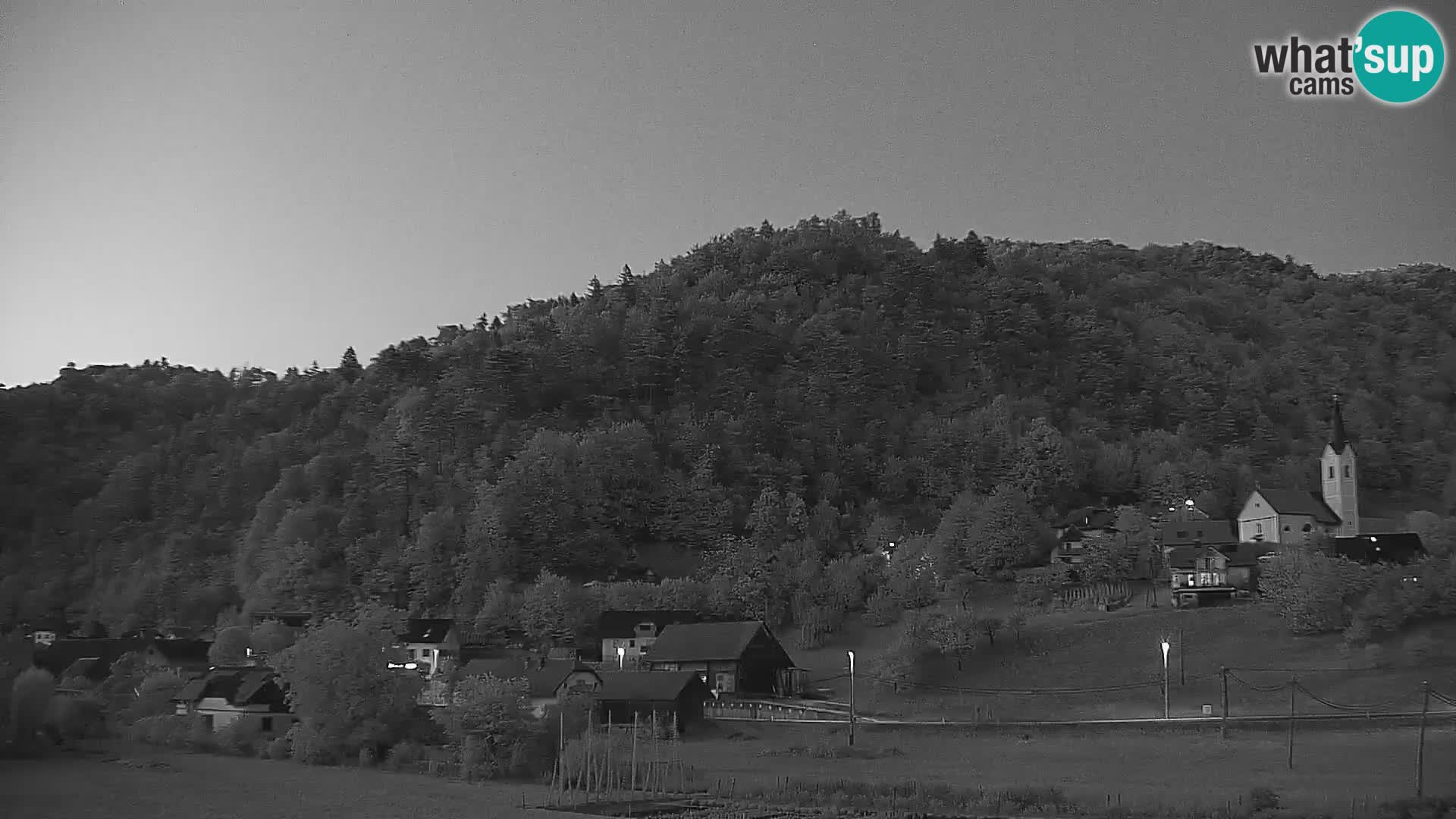 Spletna kamera Polhov Gradec