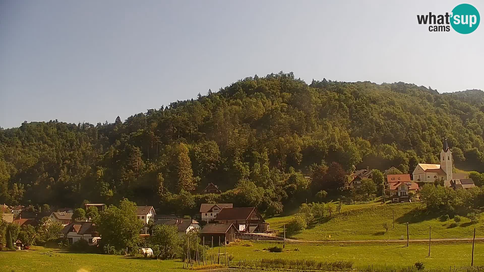 Live Webcam Polhov Gradec – Slovenia