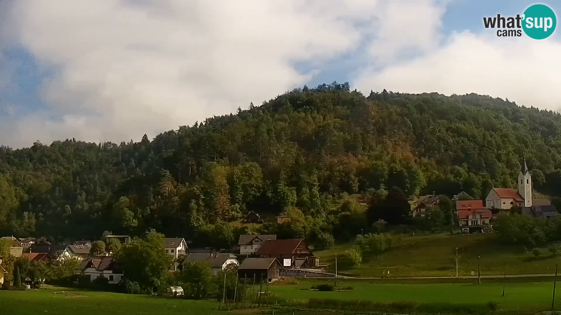 Live Webcam Polhov Gradec – Slovenia