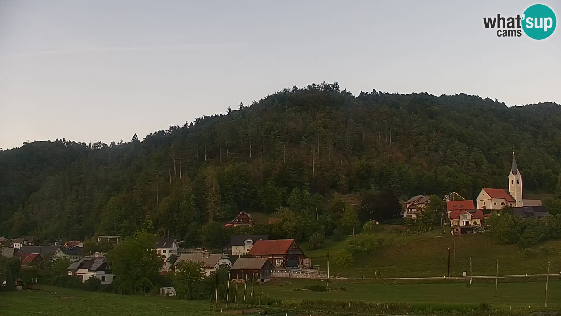 Spletna kamera Polhov Gradec
